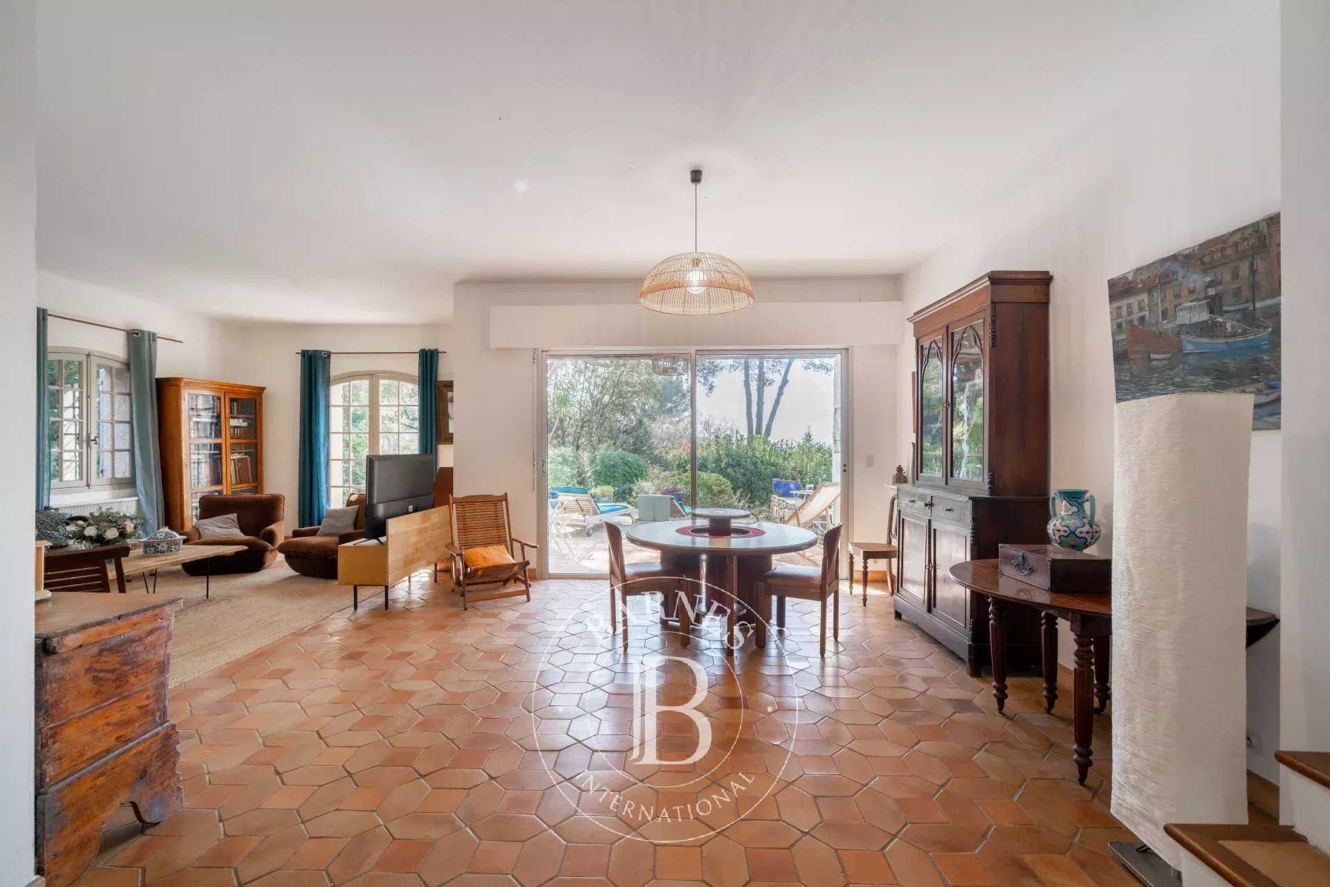 Saint-Raphaël  - Villa 6 Bedrooms