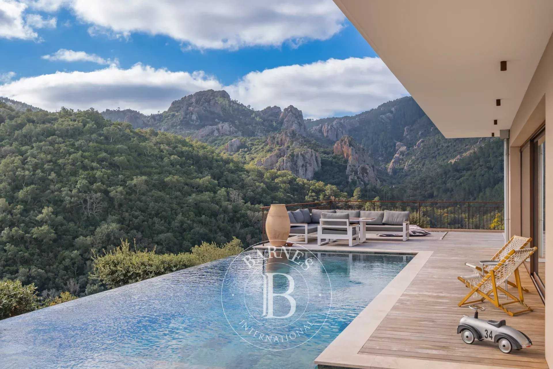 Mandelieu-la-Napoule  - Villa 5 Bedrooms