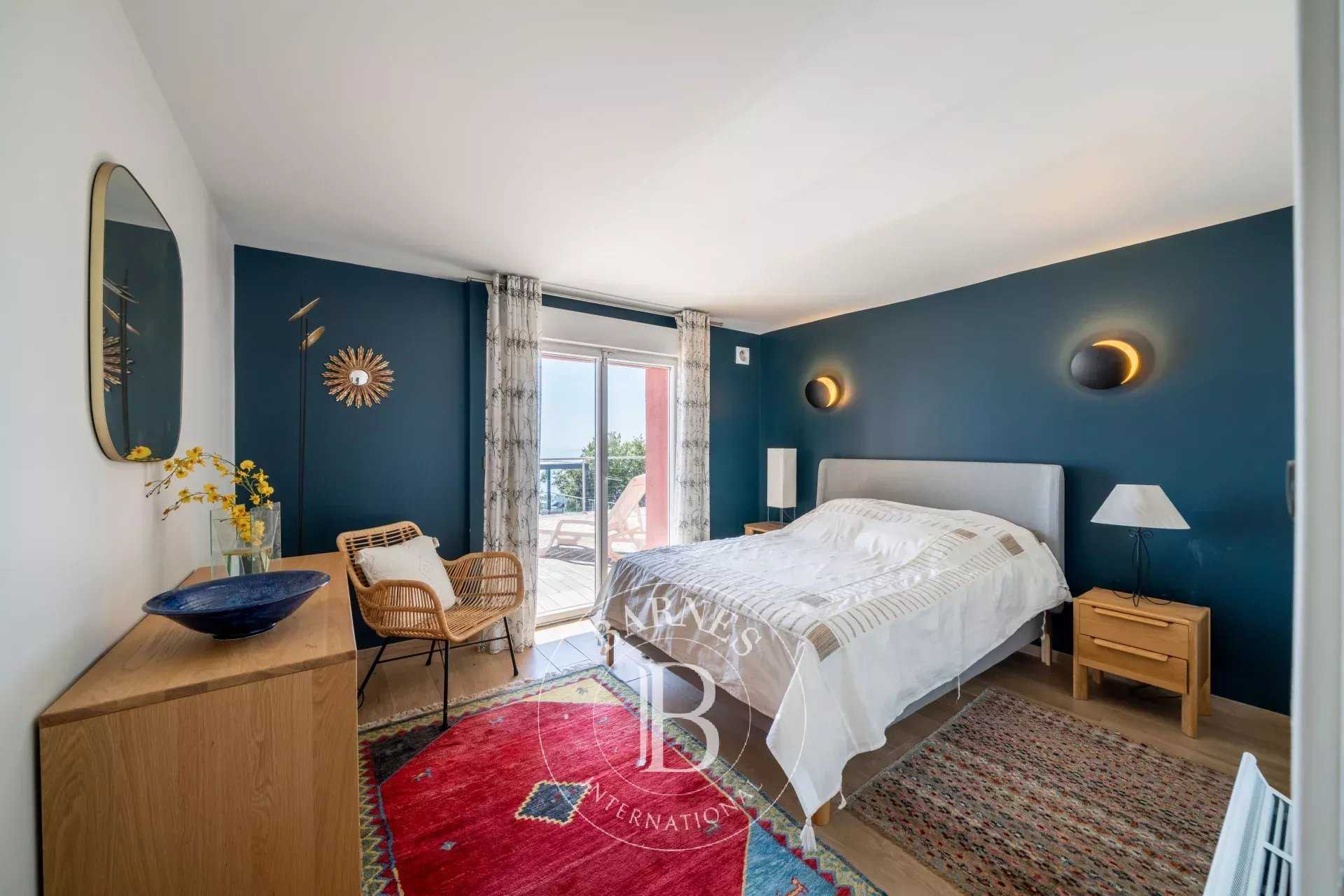 Théoule-sur-Mer  - Villa 10 Pi&egrave;ces 7 Chambres