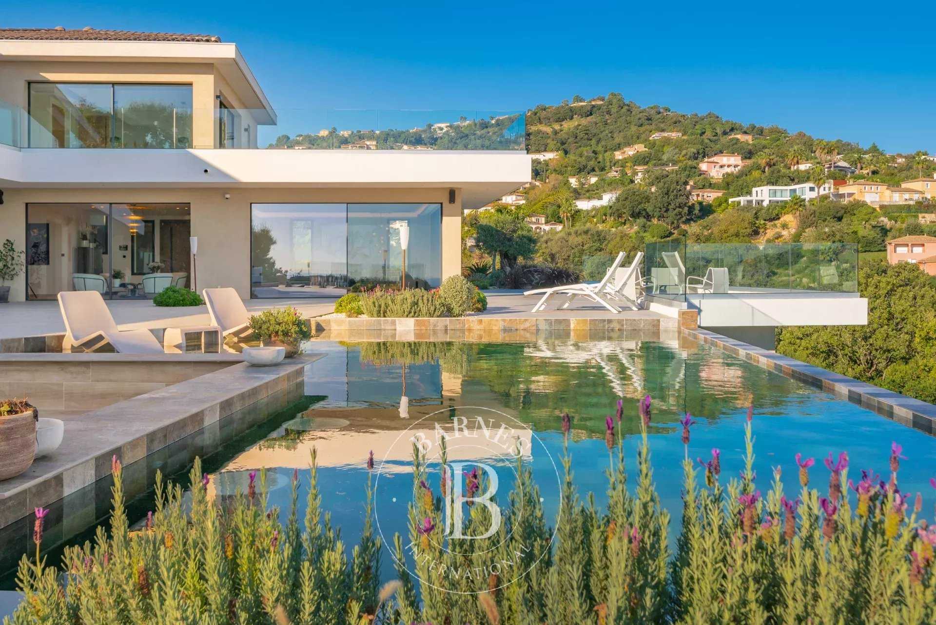 Mandelieu-la-Napoule  - Villa 4 Bedrooms