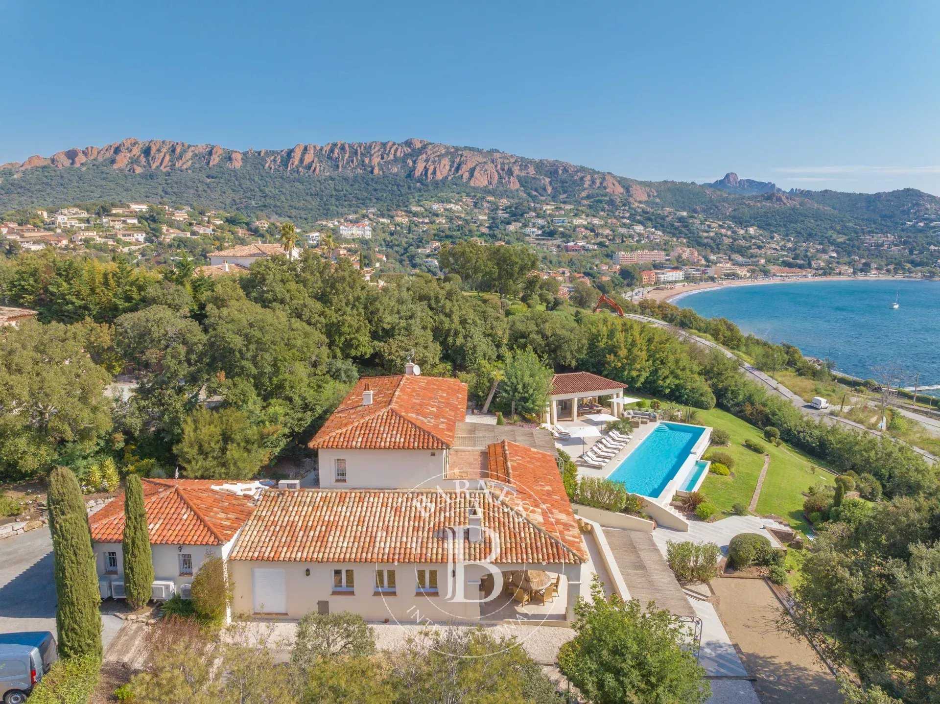 Villa Agay  -  ref 86055388 (picture 2)