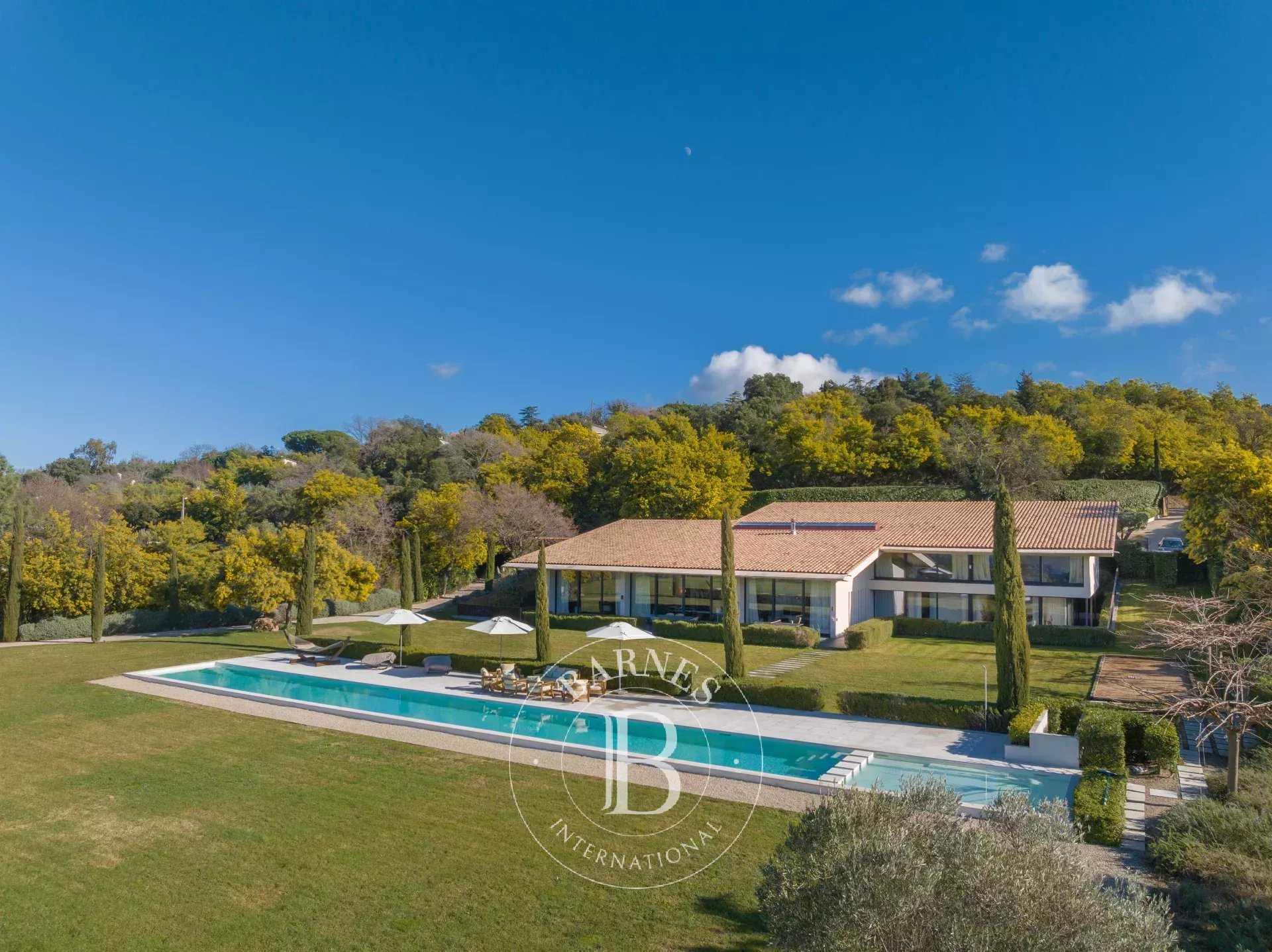 Villa Mandelieu-la-Napoule  -  ref 86648041 (picture 2)