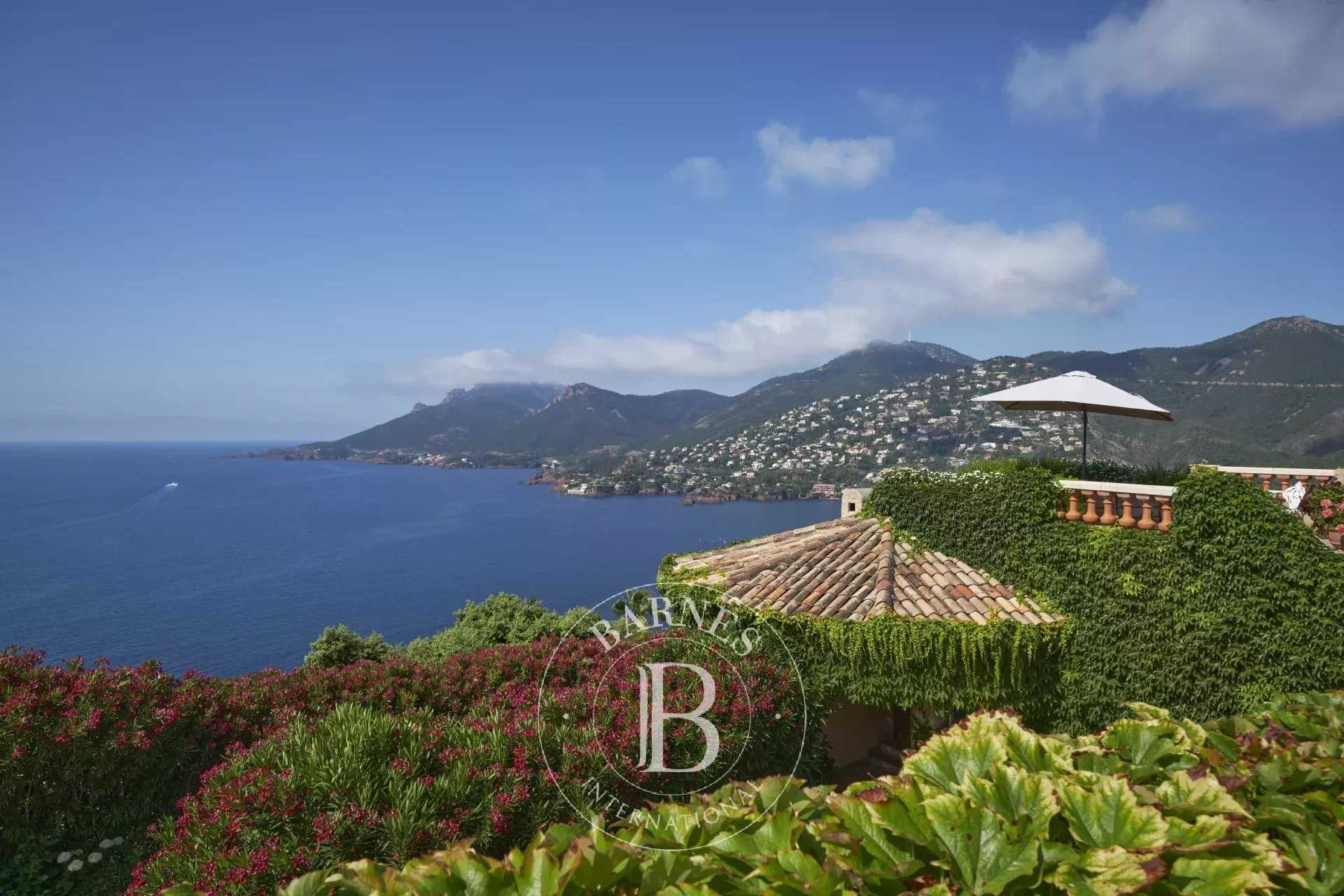 Villa Théoule-sur-Mer  -  ref 6823622 (picture 3)