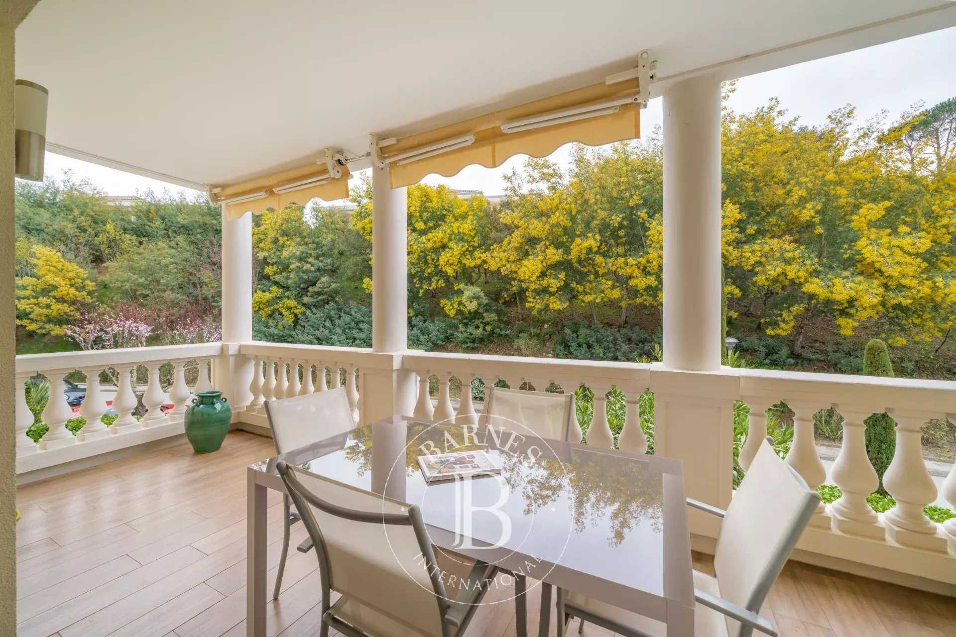 Apartment Mandelieu-la-Napoule  -  ref 86805767 (picture 1)