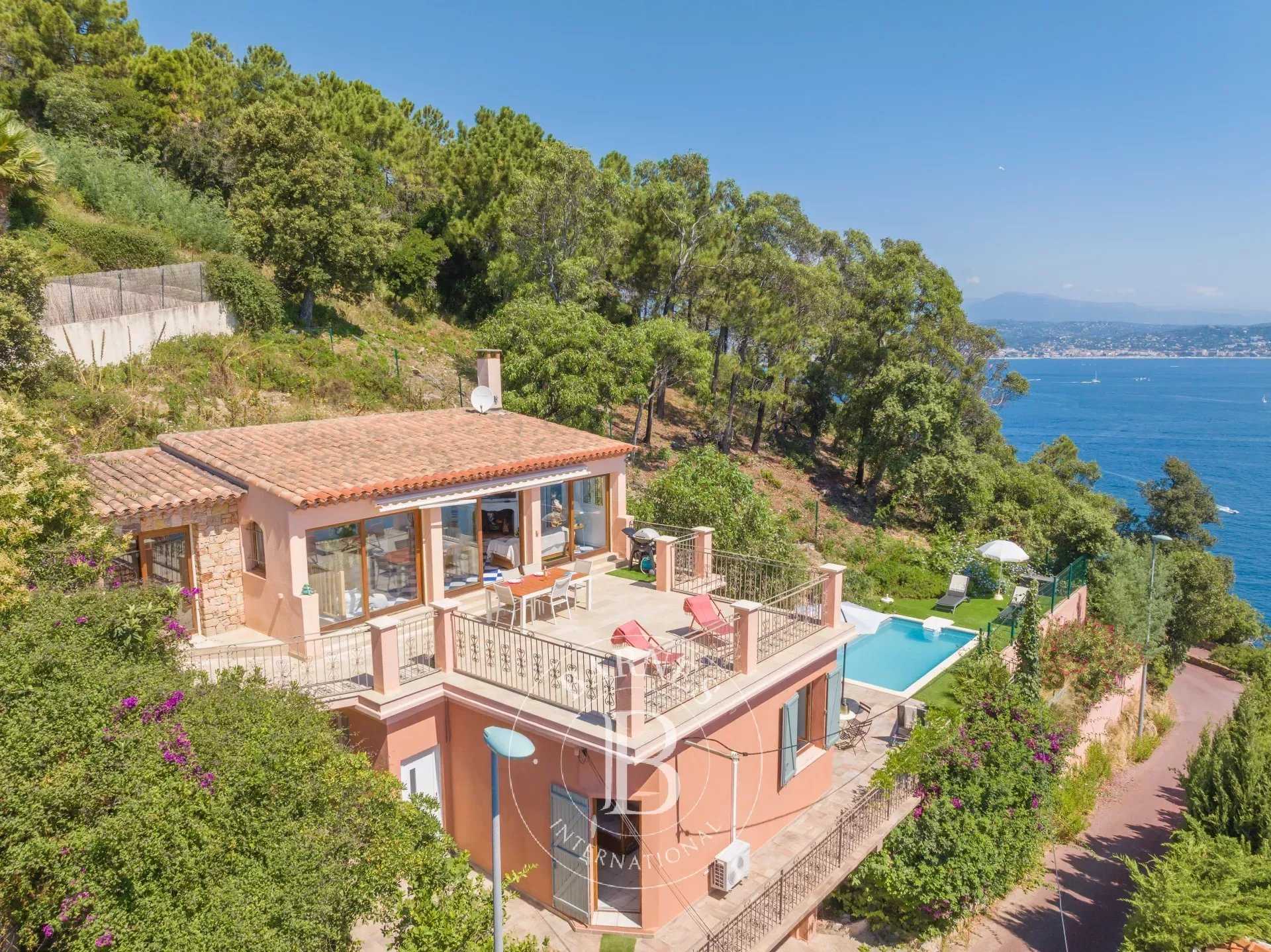 Villa Théoule-sur-Mer  -  ref 85065137 (picture 1)