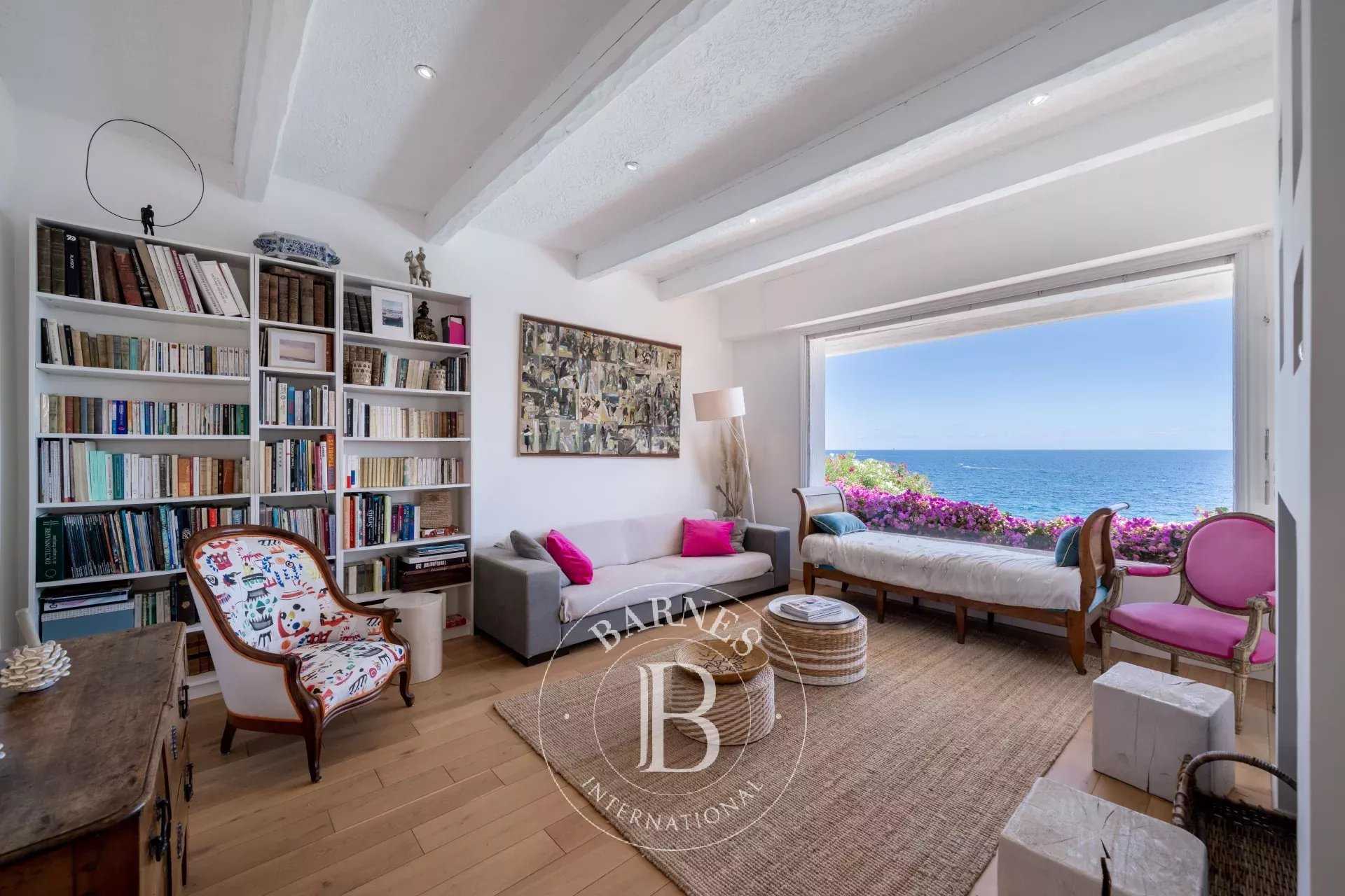 Villa Saint-Raphaël  -  ref 86124307 (picture 3)