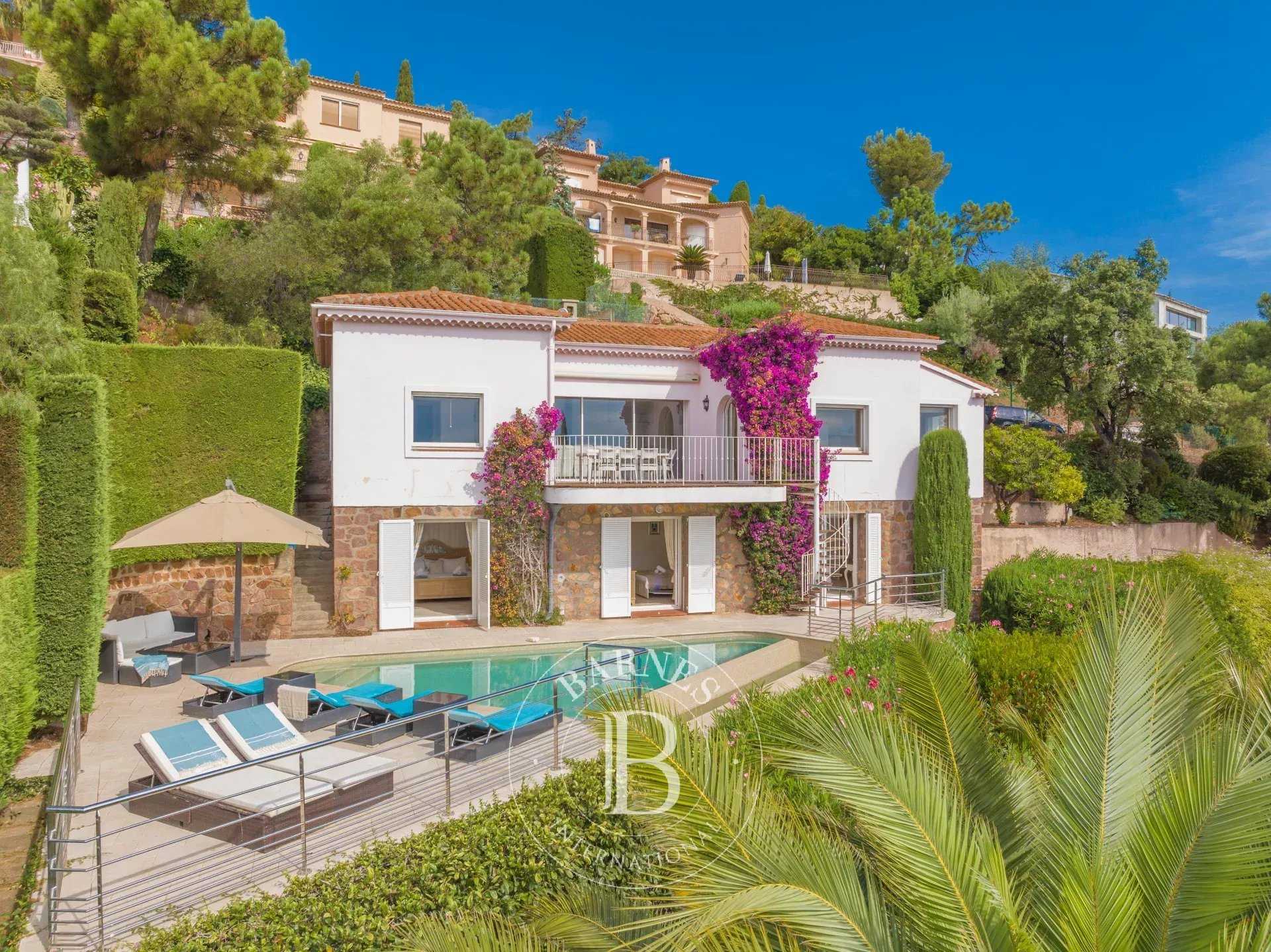 Villa Théoule-sur-Mer  -  ref 83258816 (picture 1)