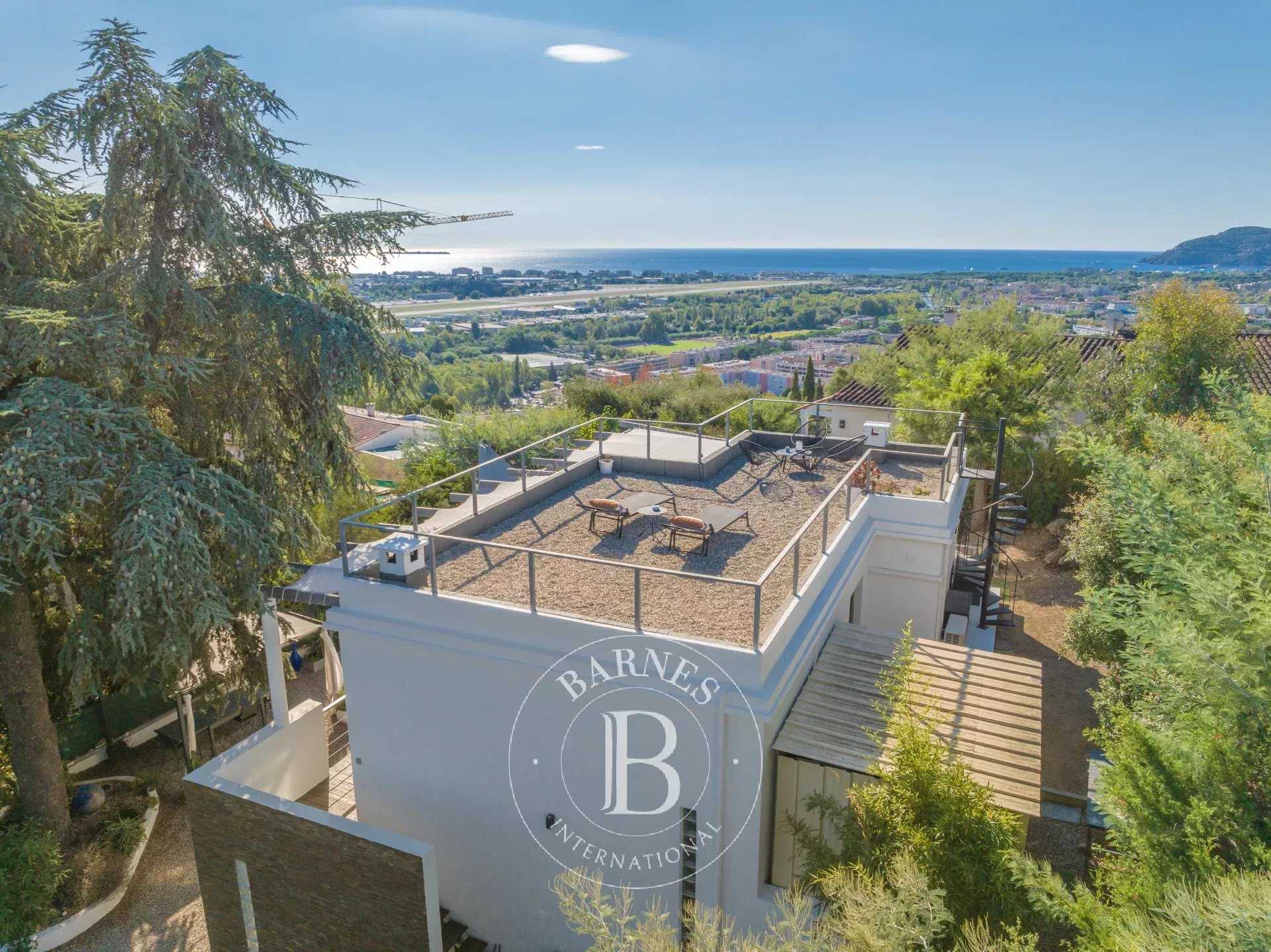 Villa Mandelieu-la-Napoule  -  ref 86184138 (picture 2)