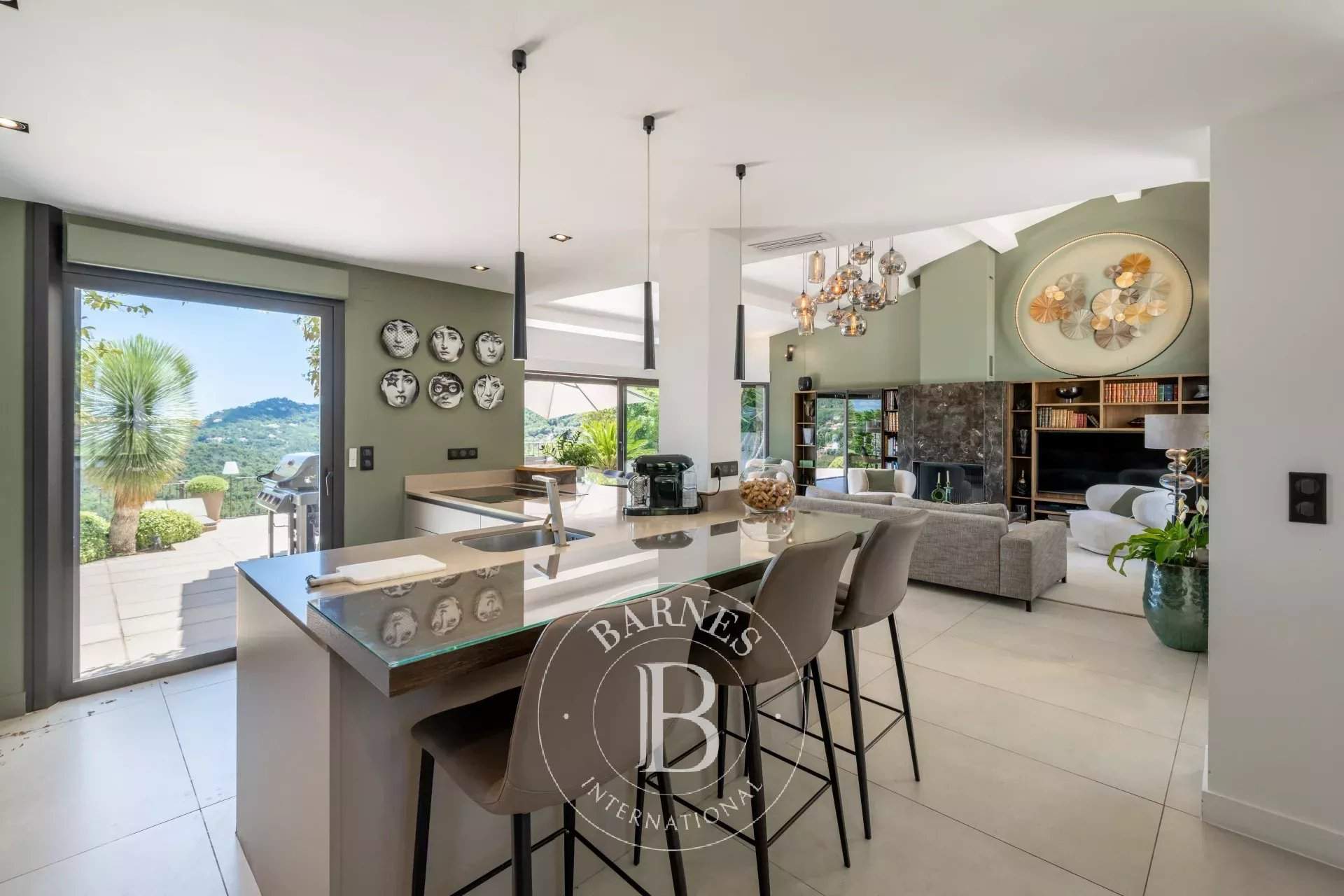 Les Adrets-de-l'Estérel: Exceptional villa with panoramic views of the sea and hills picture 2