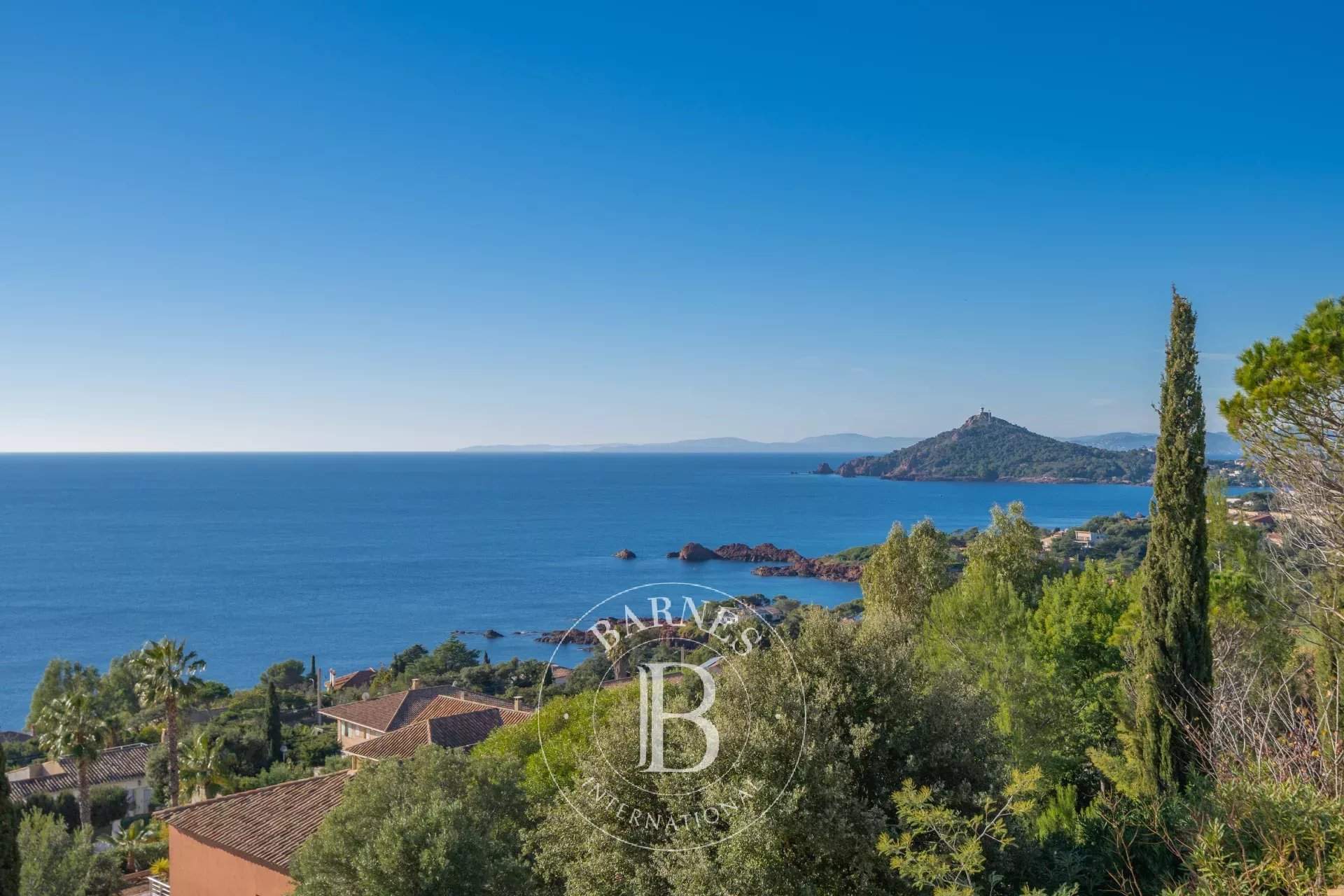 Saint-Raphaël  - Villa 4 Bedrooms - picture 8