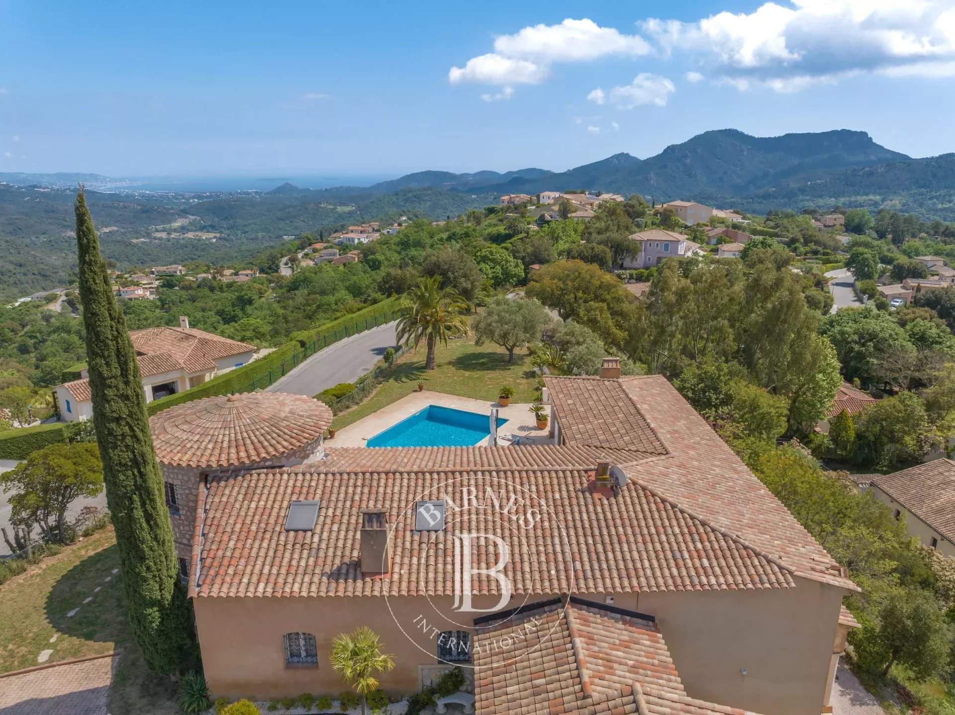Mandelieu-la-Napoule  - Villa 5 Bedrooms - picture 2