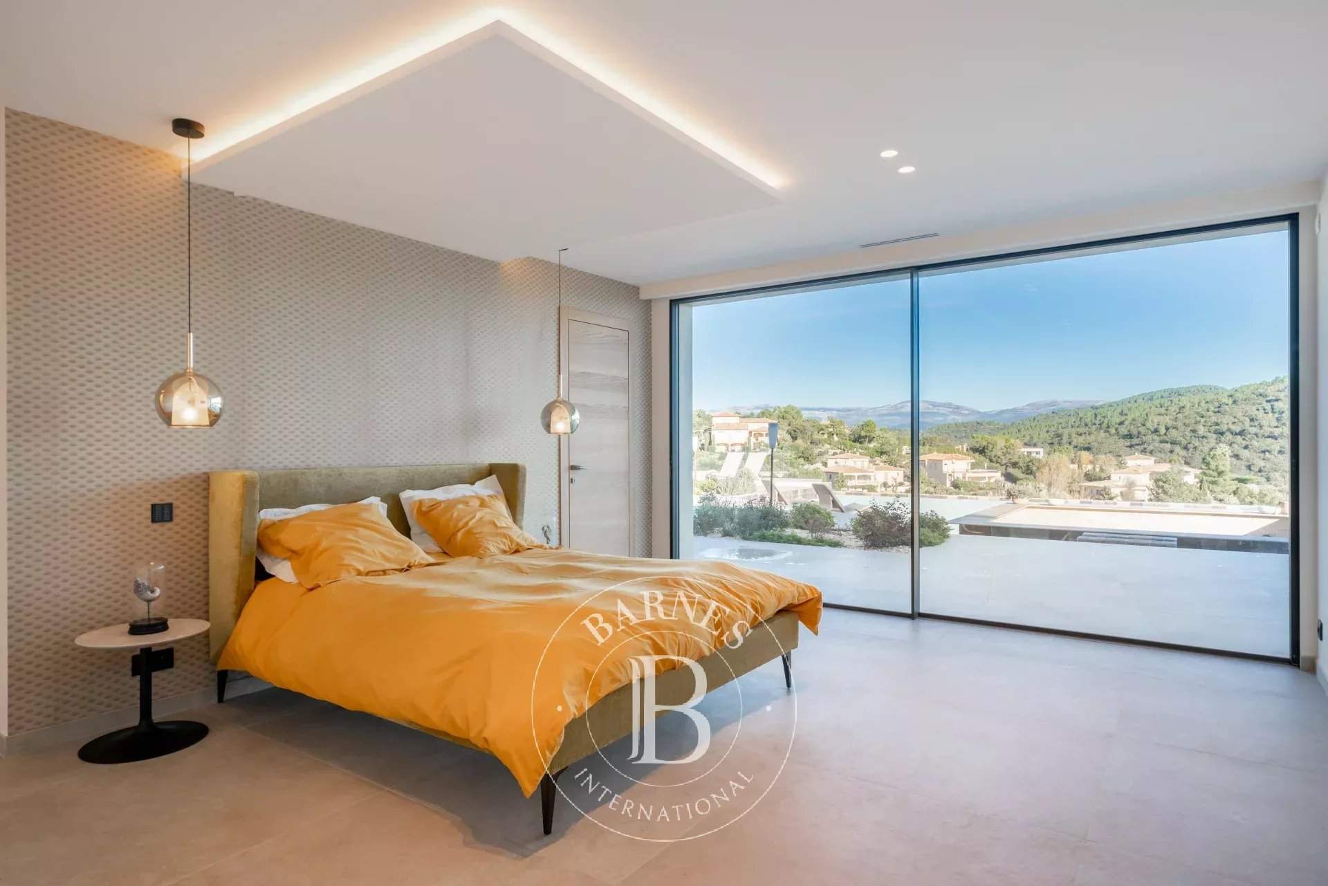 Mandelieu-la-Napoule  - Villa 4 Bedrooms - picture 11