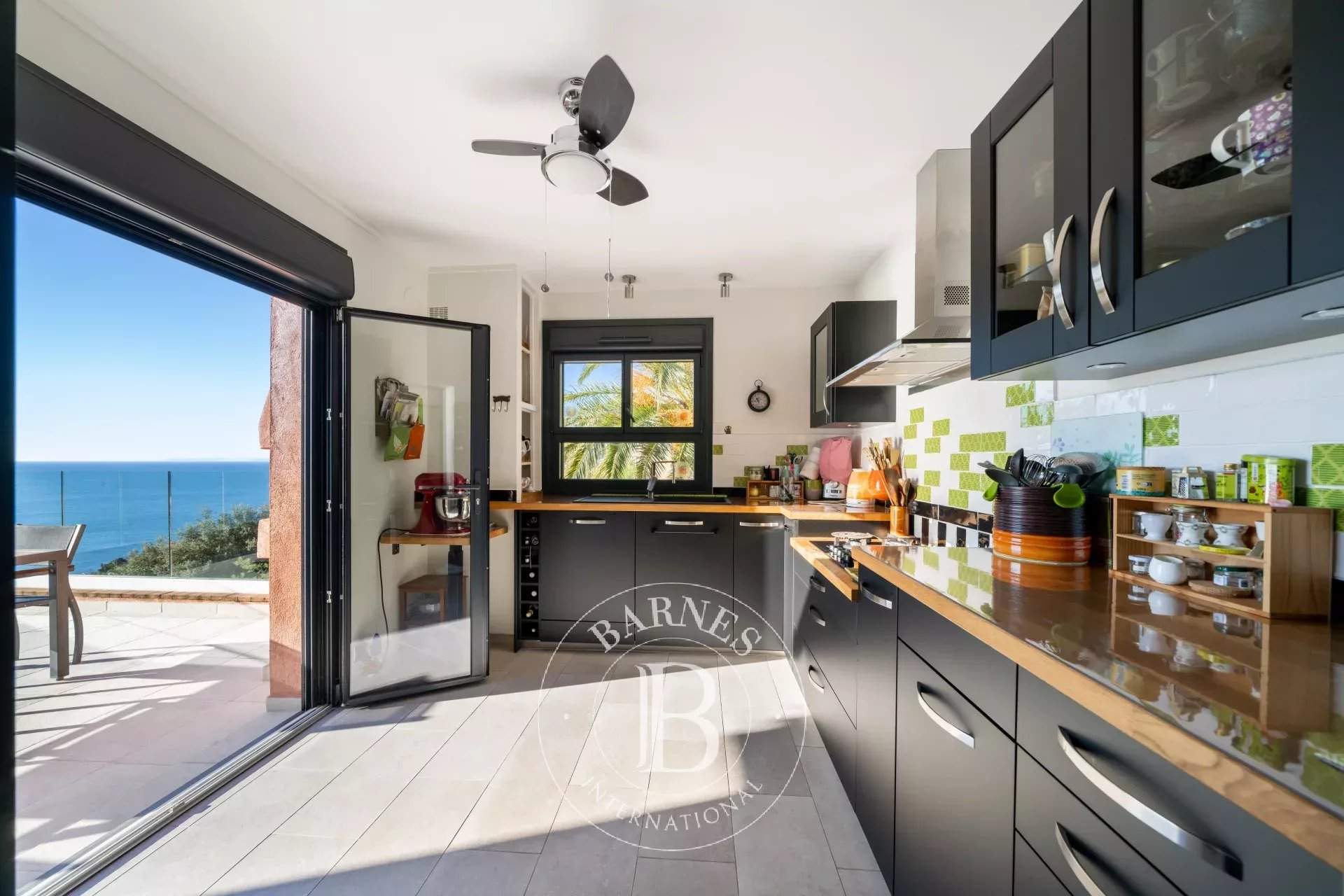 Saint-Raphaël  - Villa 4 Bedrooms - picture 4