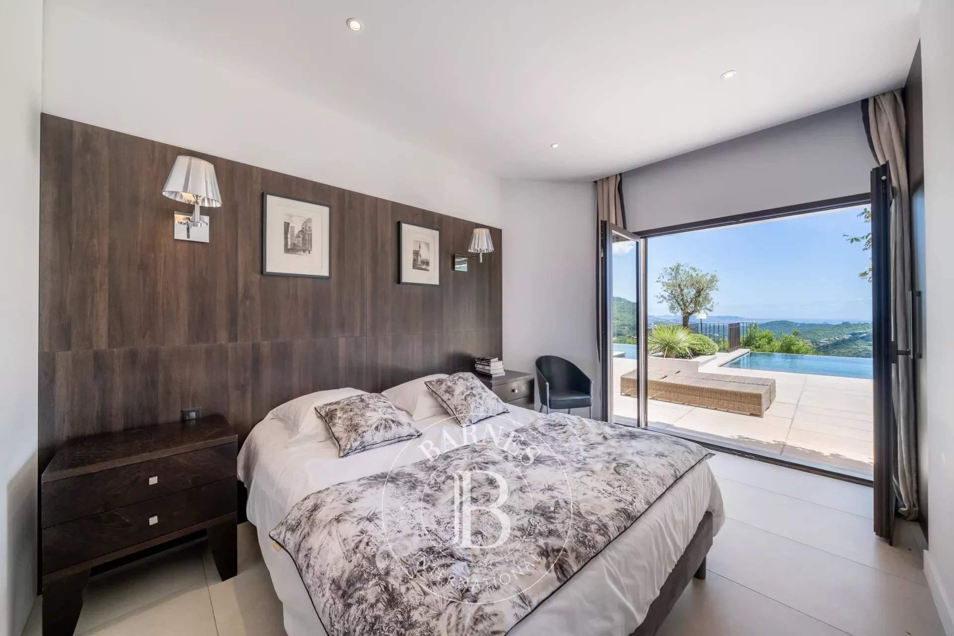 Les Adrets-de-l'Estérel: Exceptional villa with panoramic views of the sea and hills picture 9