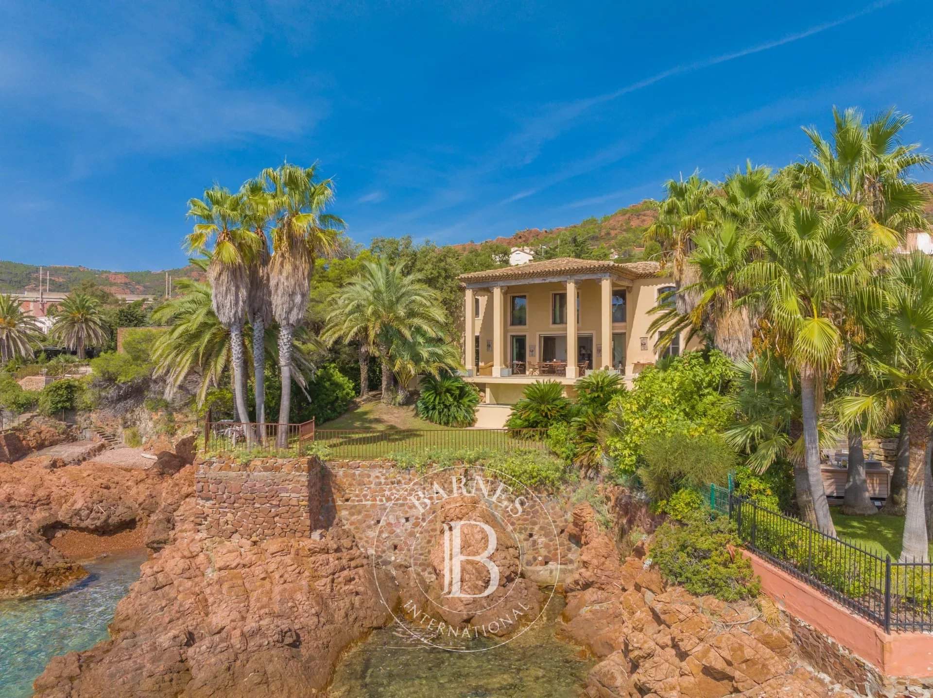 Saint-Raphaël  - Villa 5 Bedrooms - picture 2