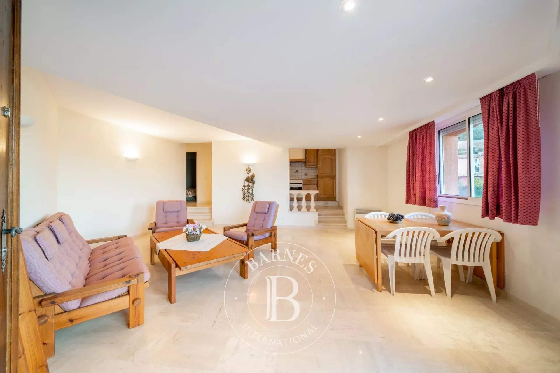 Théoule-sur-Mer  - Villa 7 Pi&egrave;ces 5 Chambres - picture 16