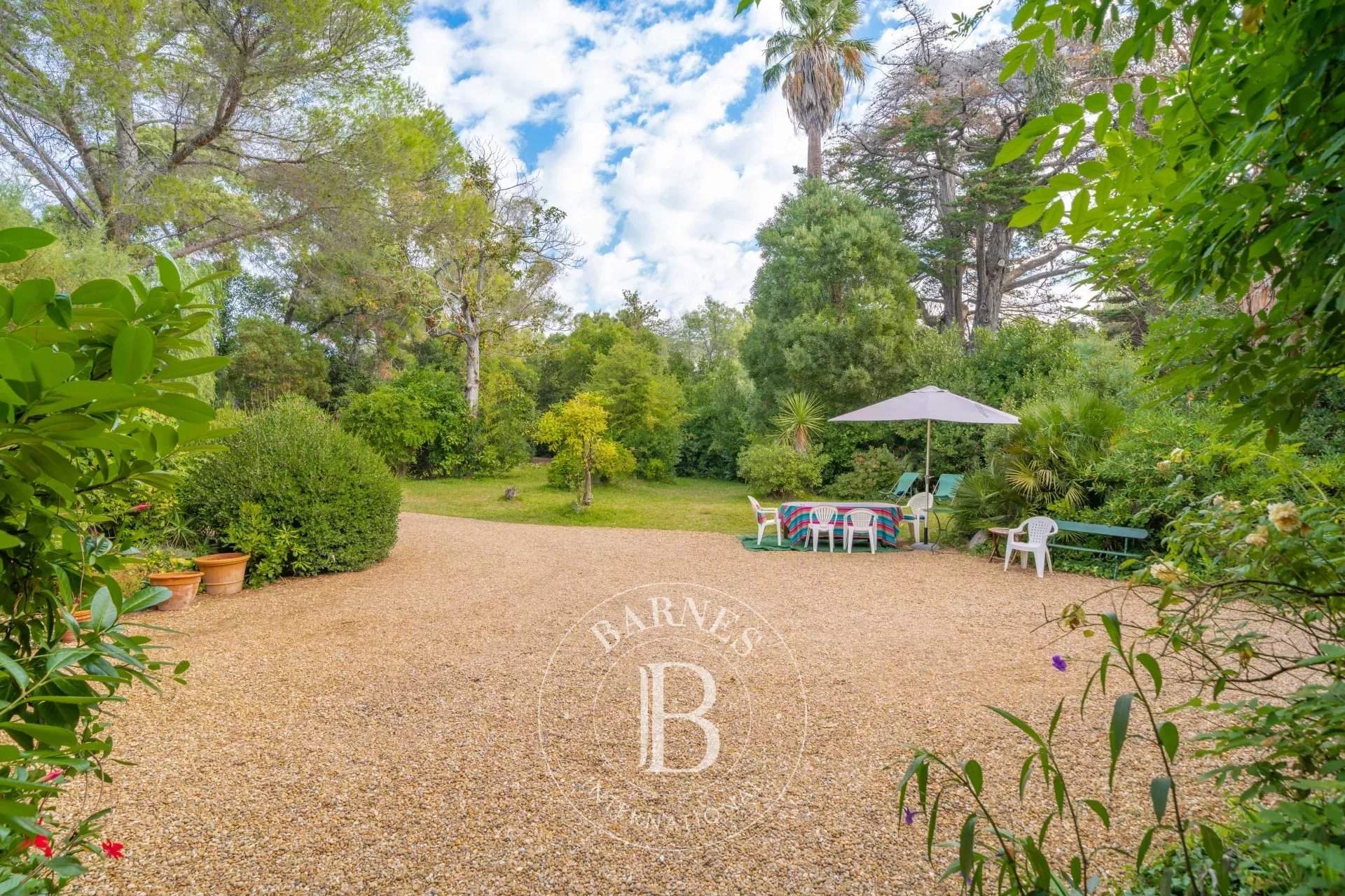 Saint-Raphaël  - Villa 18 Pi&egrave;ces 8 Chambres - picture 8