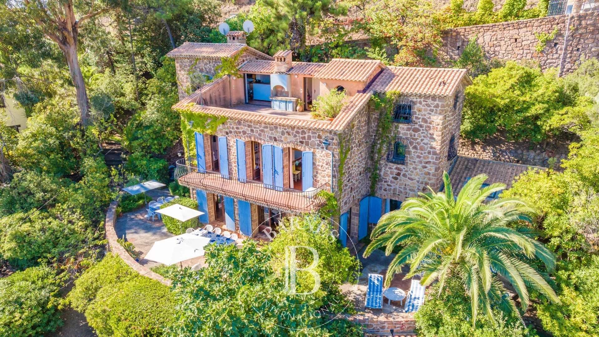 Théoule-sur-Mer  - Villa 7 Bedrooms - picture 3