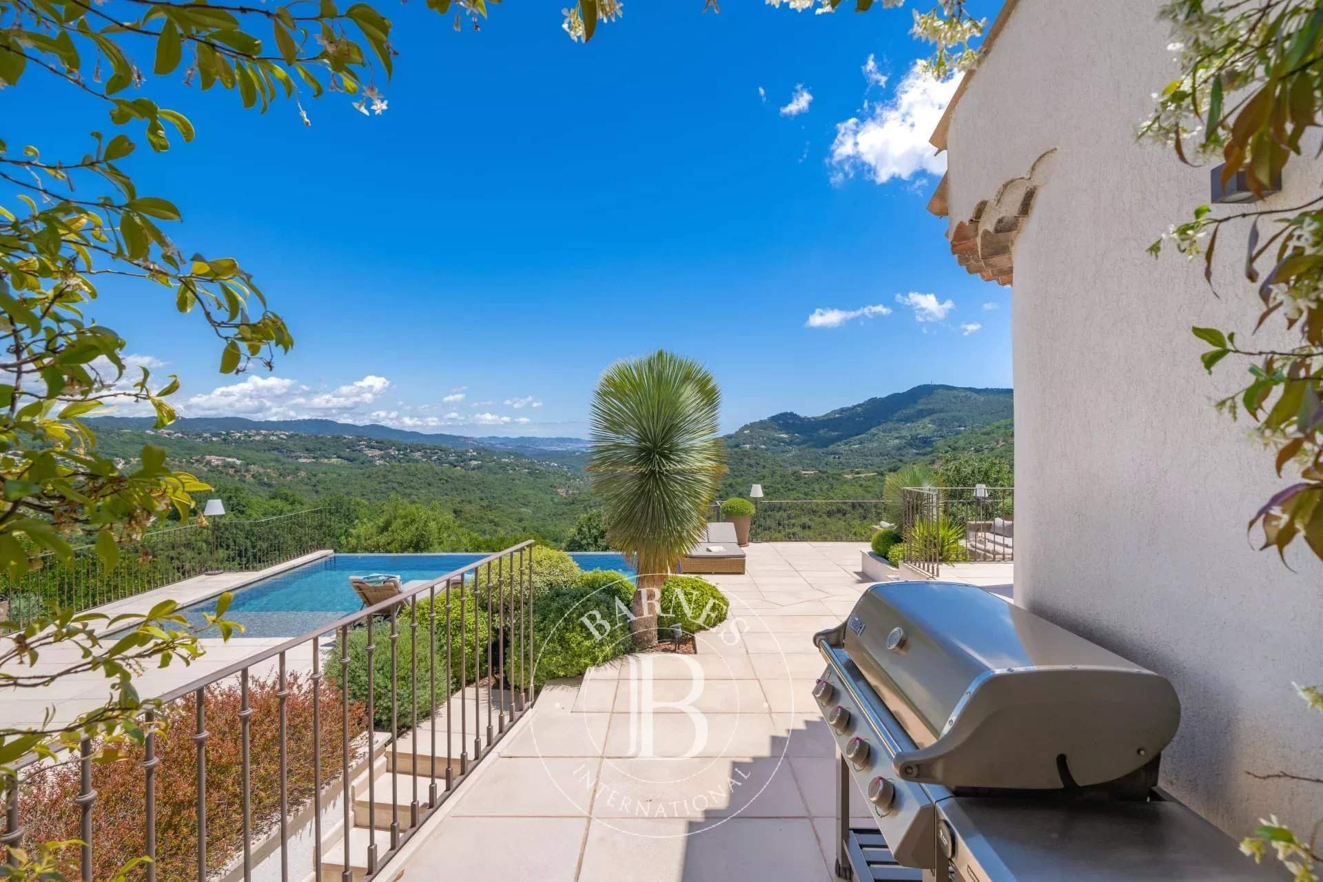 Les Adrets-de-l'Estérel: Exceptional villa with panoramic views of the sea and hills picture 13