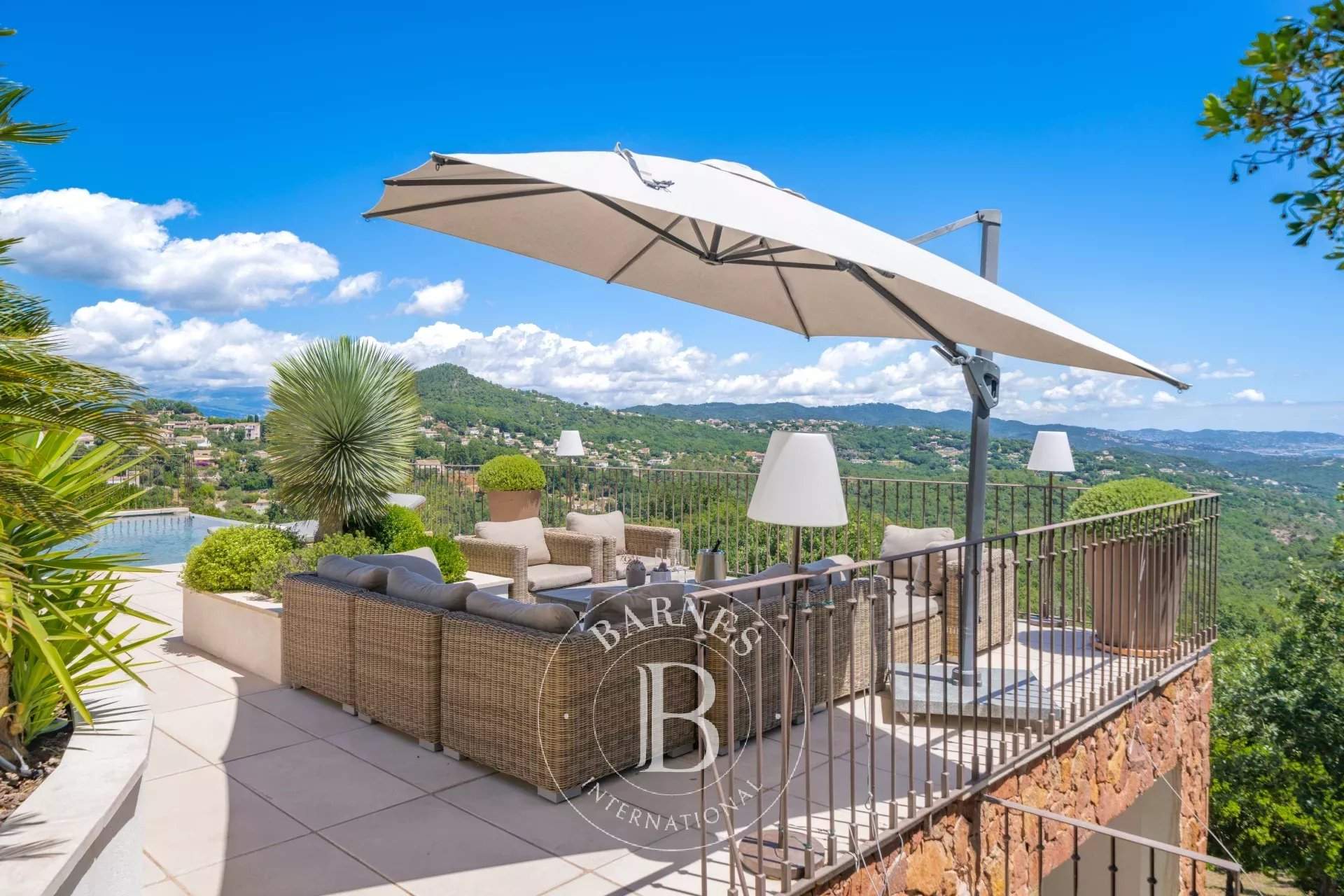 Les Adrets-de-l'Estérel: Exceptional villa with panoramic views of the sea and hills picture 12