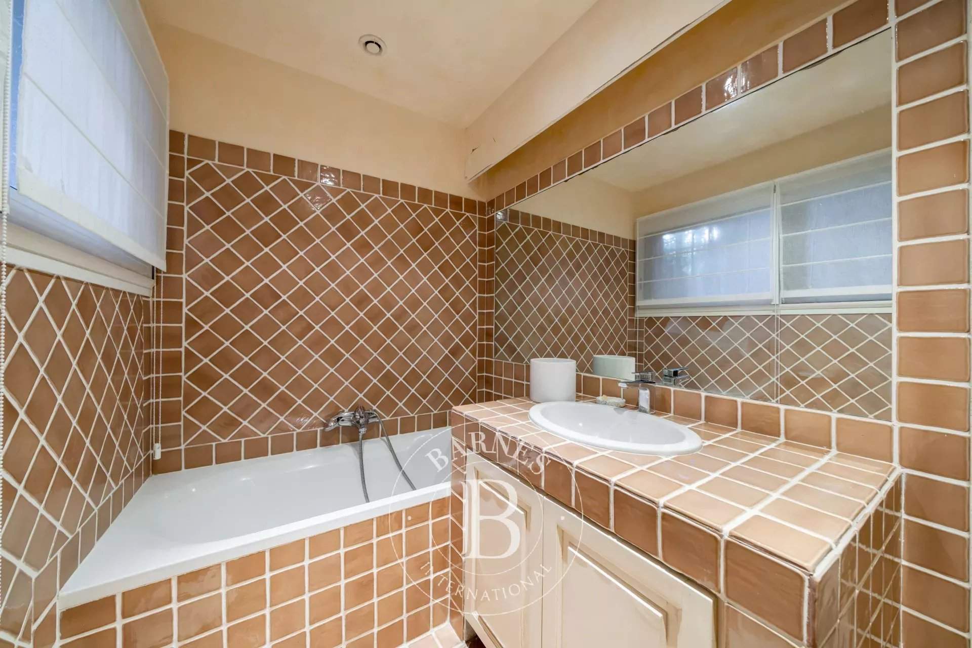 Théoule-sur-Mer  - Villa 6 Pi&egrave;ces 5 Chambres - picture 8