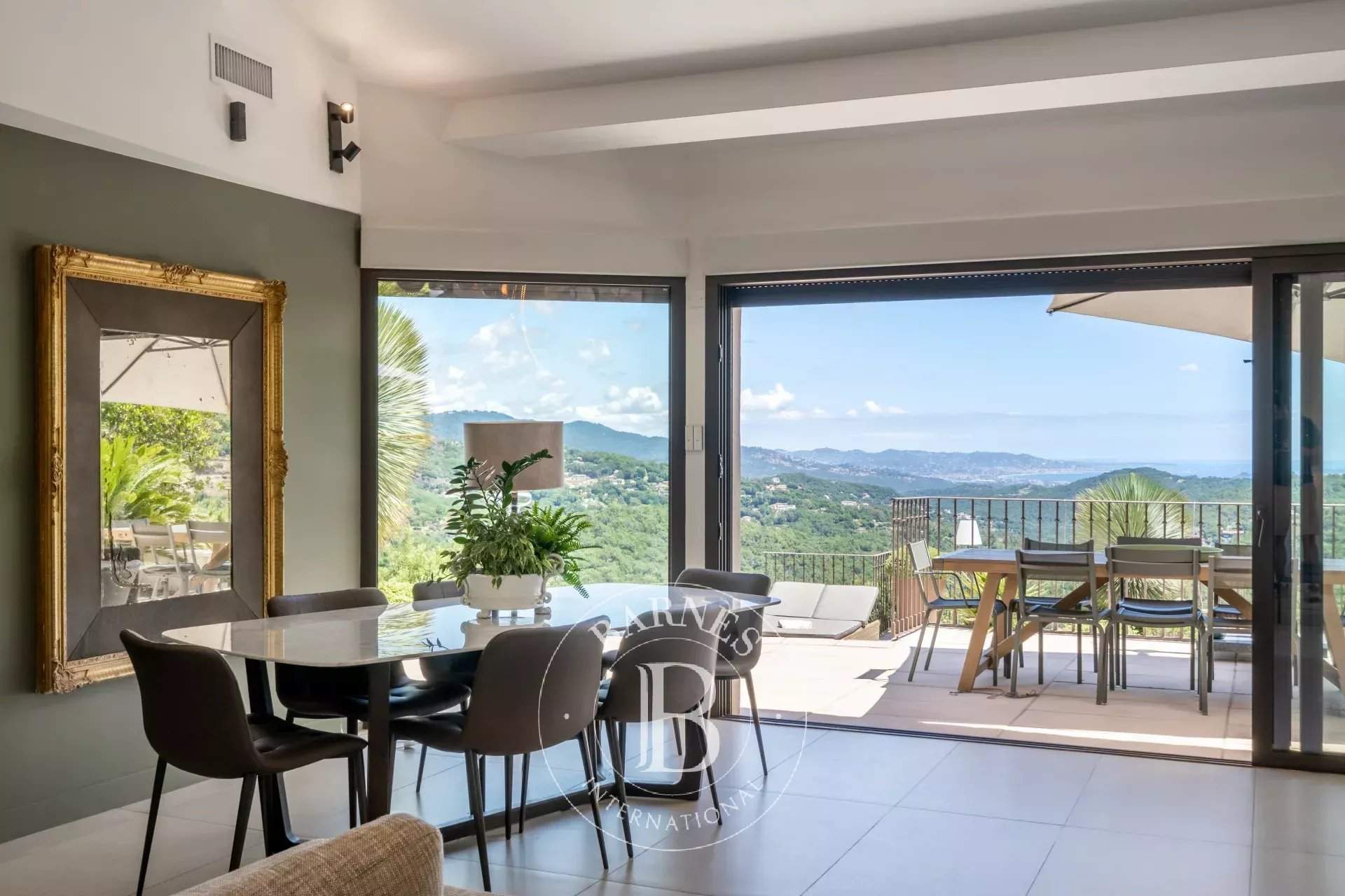 Les Adrets-de-l'Estérel: Exceptional villa with panoramic views of the sea and hills picture 4