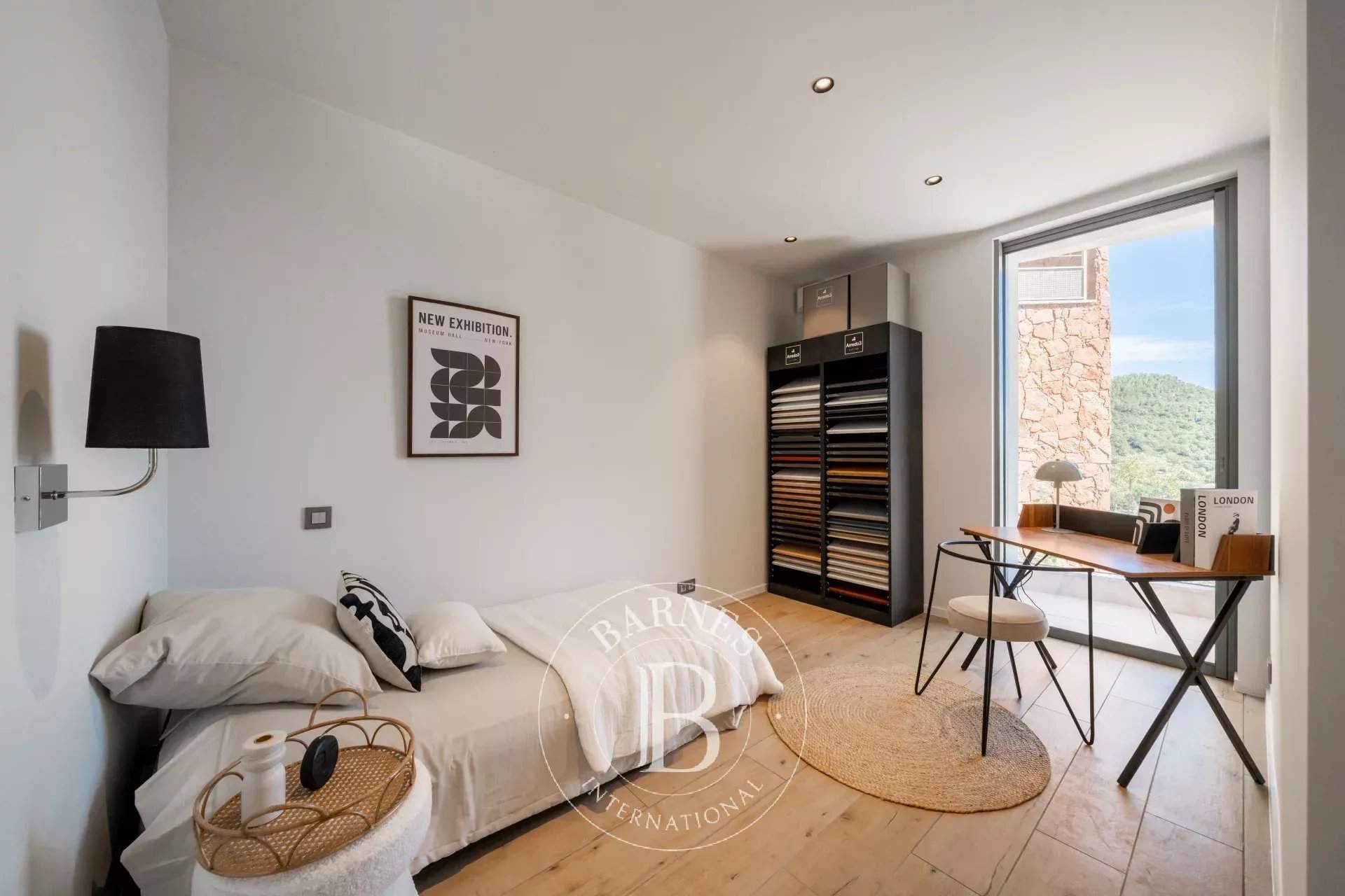 Mandelieu-la-Napoule  - Appartement 4 Pièces 3 Chambres - picture 9