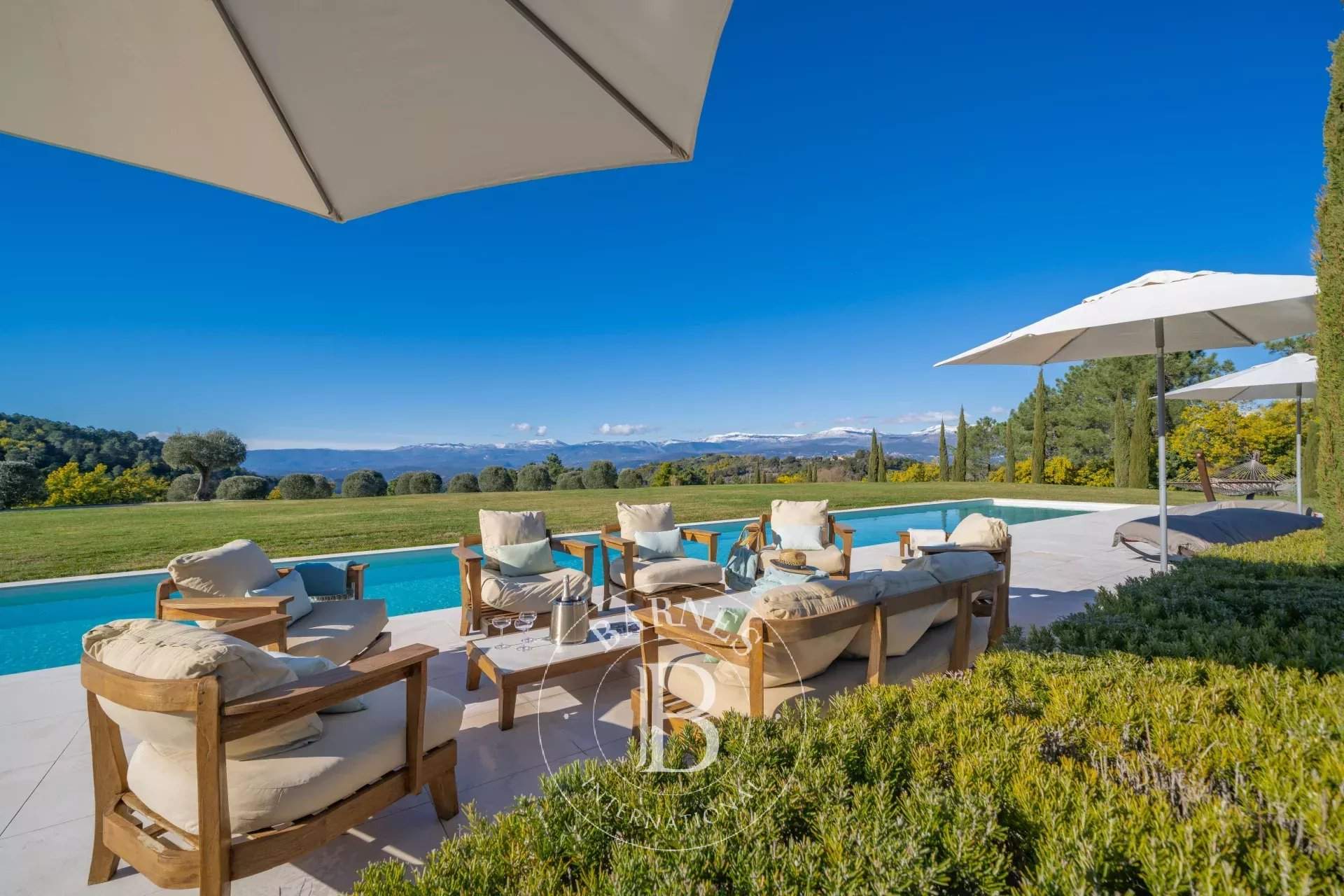 Mandelieu-la-Napoule  - Villa 8 Pi&egrave;ces 6 Chambres - picture 16