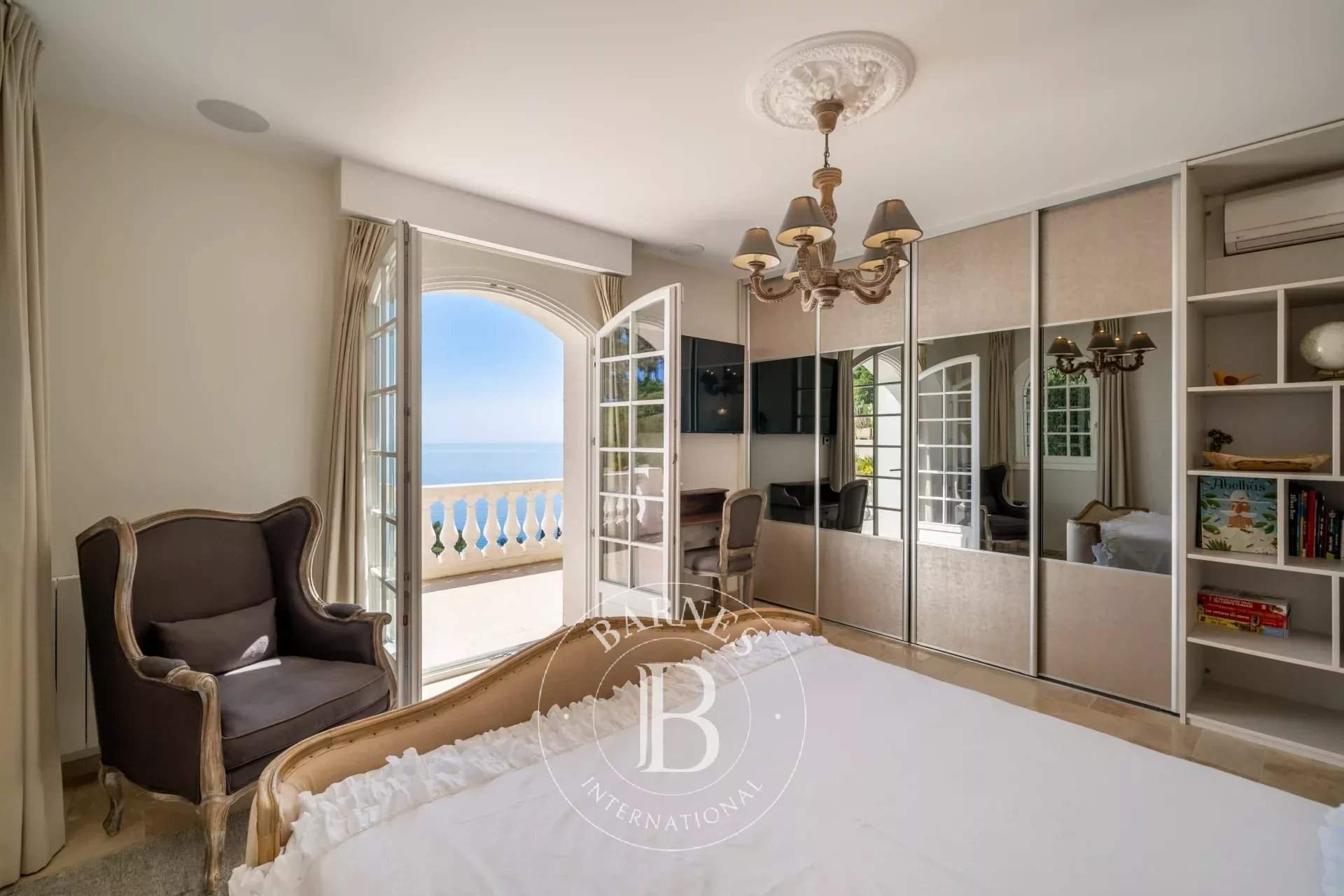 Saint-Raphaël  - House 4 Bedrooms - picture 8