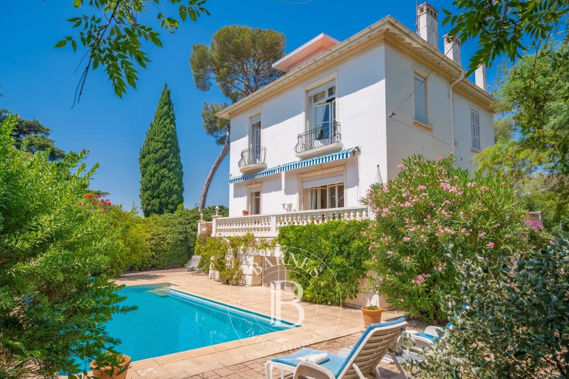 Saint-Raphaël  - Villa 10 Pièces 9 Chambres - picture 12