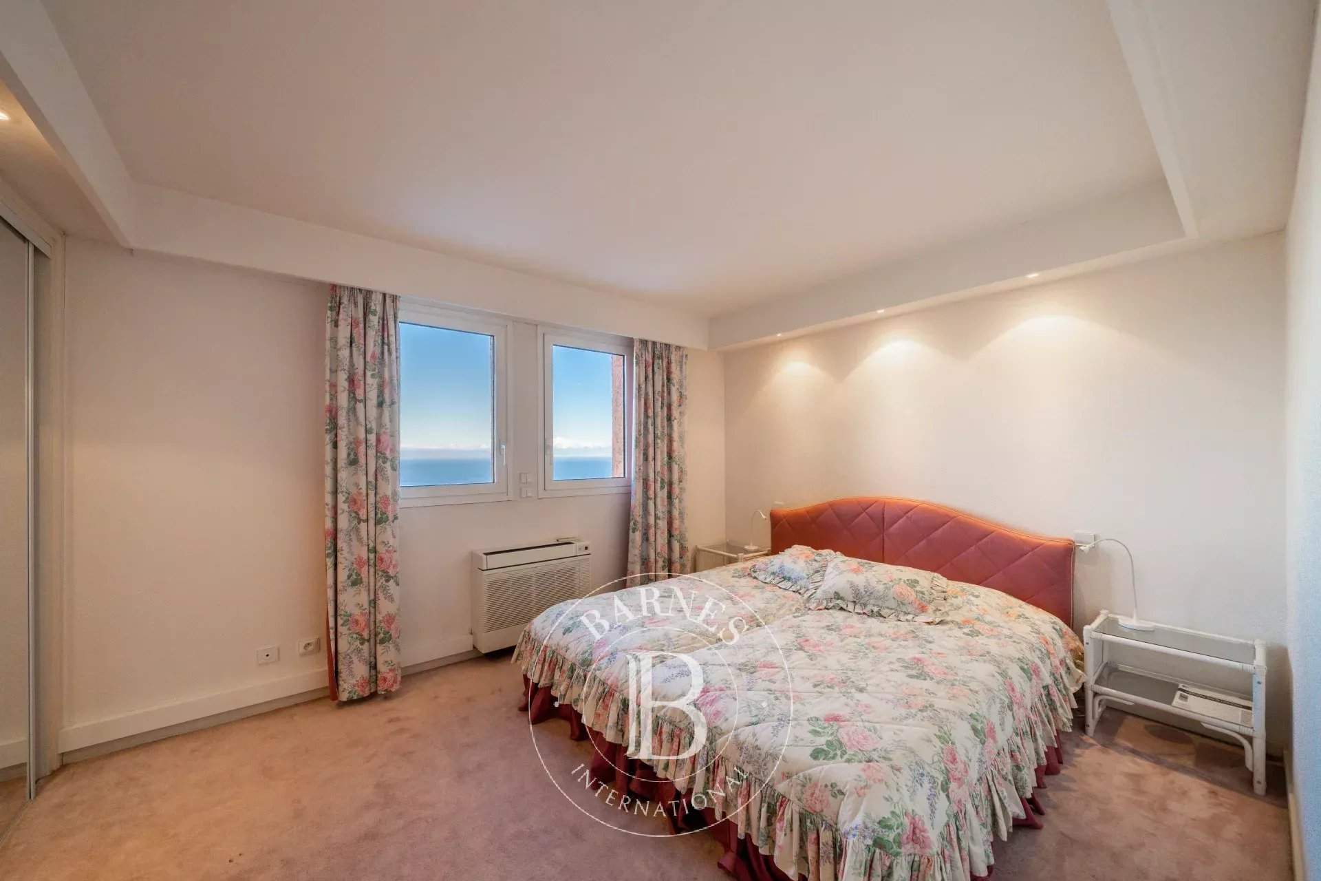 Théoule-sur-Mer  - Villa 7 Pi&egrave;ces 5 Chambres - picture 8