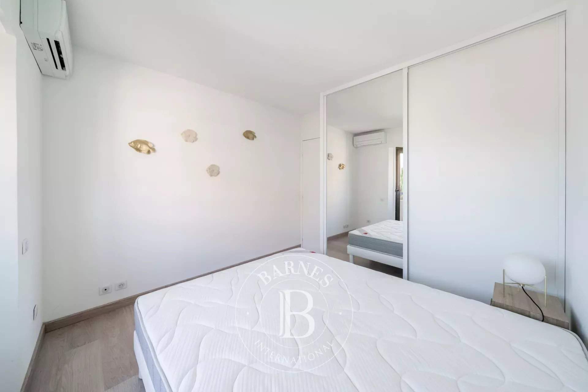 Mandelieu-la-Napoule  - Piso 2 Cuartos, 1 Habitacion - picture 4
