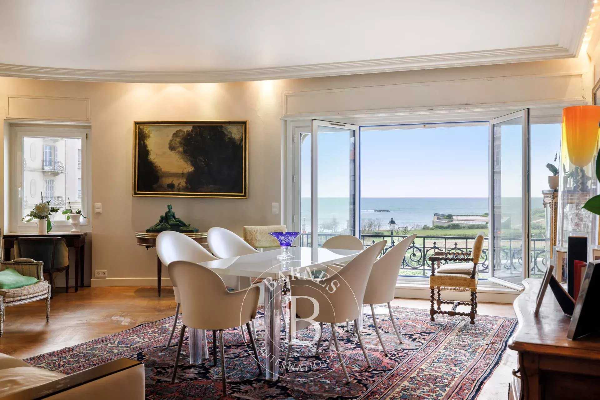 Biarritz  - Piso 4 Cuartos 3 Habitaciones