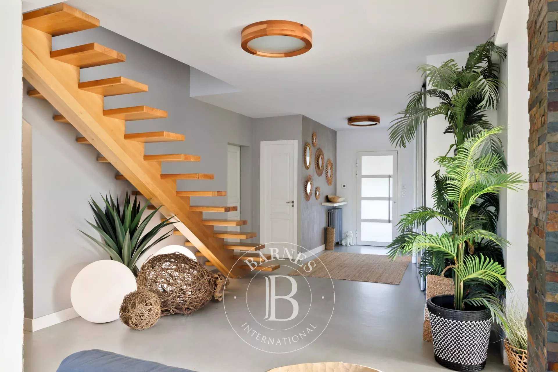 Biarritz  - Maison 9 Pièces 7 Chambres