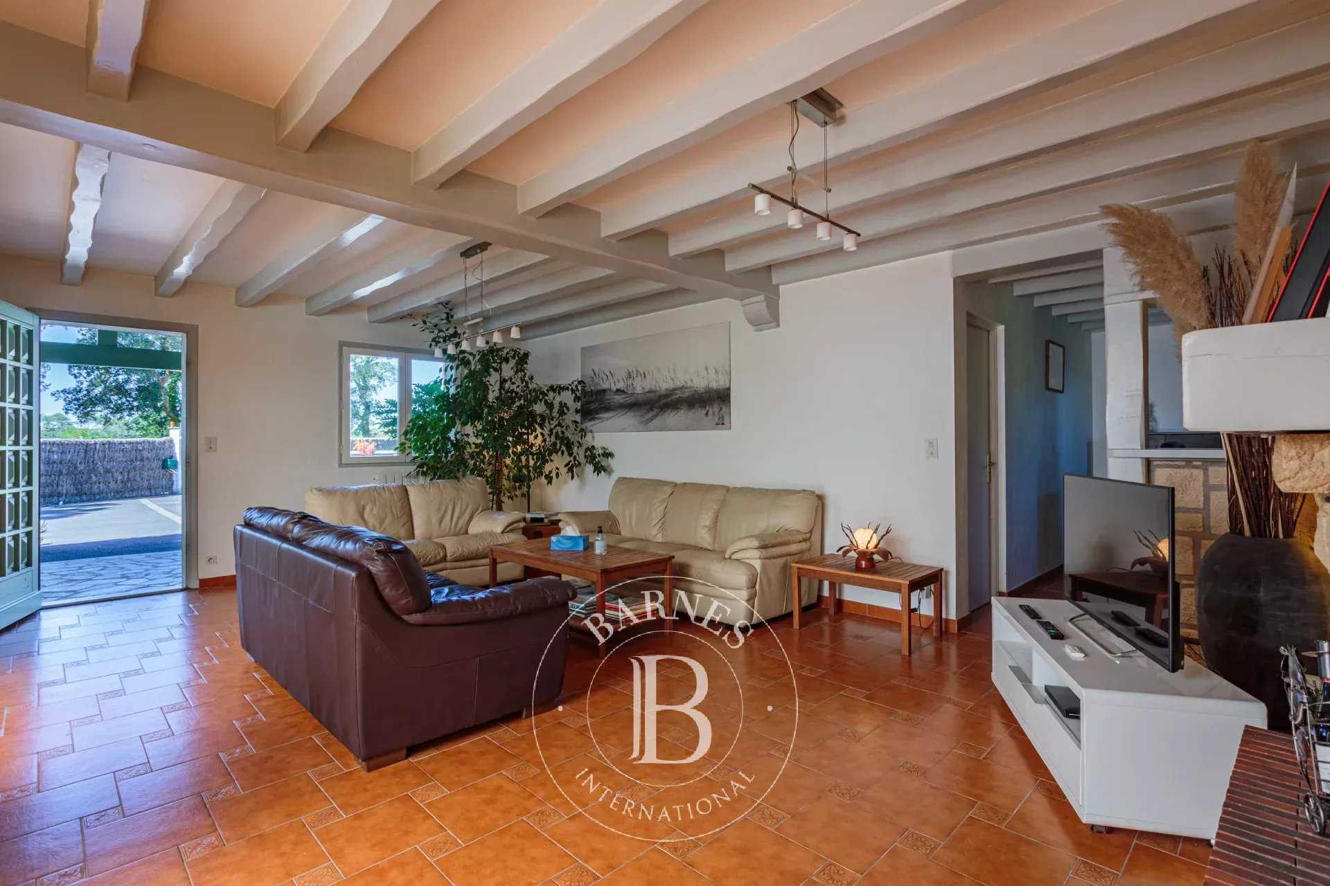 Tarnos  - House 6 Bedrooms