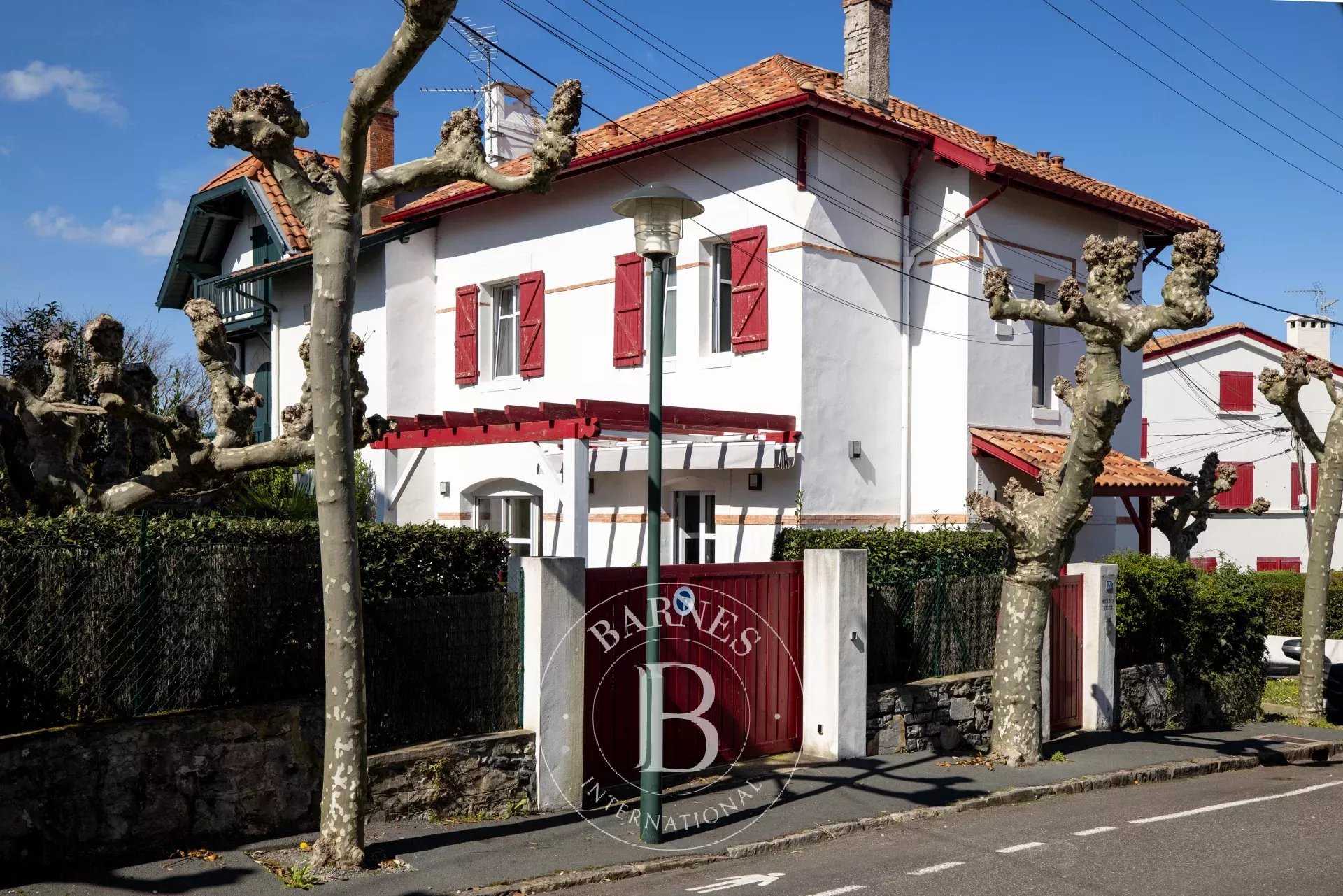 Saint-Jean-de-Luz  - Maison 8 Pi&egrave;ces 6 Chambres