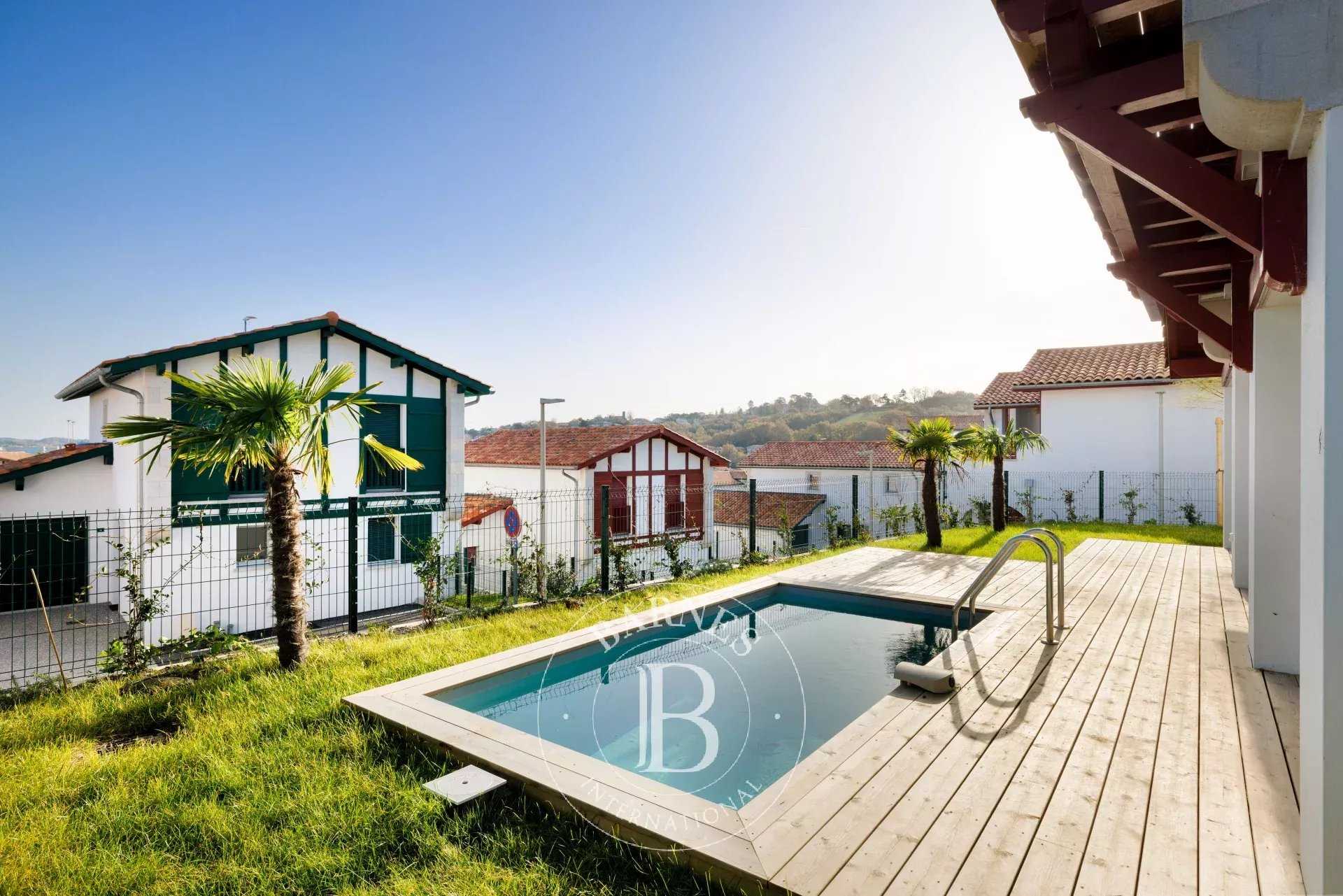 Urrugne  - Village house 3 Bedrooms