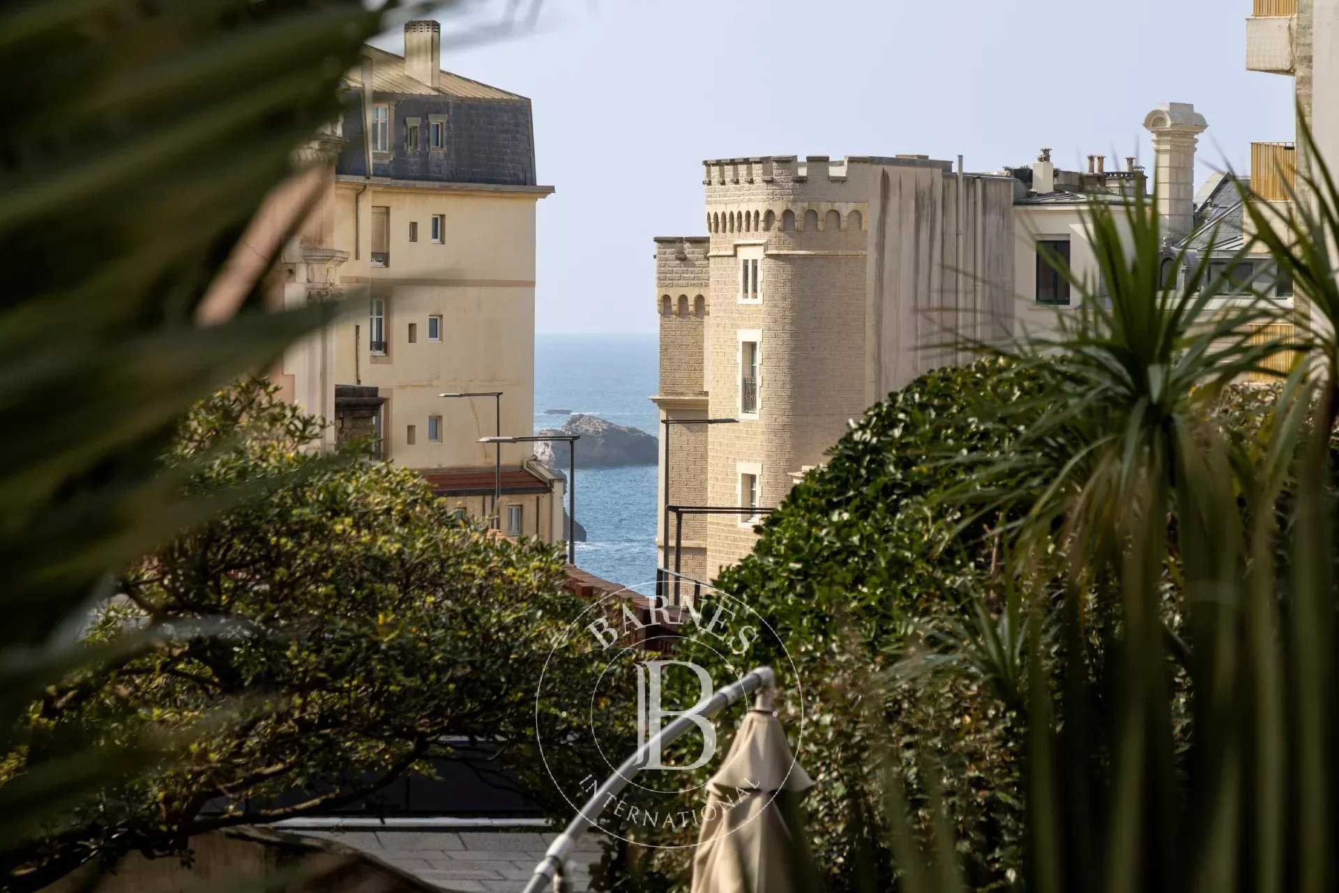 Biarritz  - Appartement 6 Pièces 3 Chambres