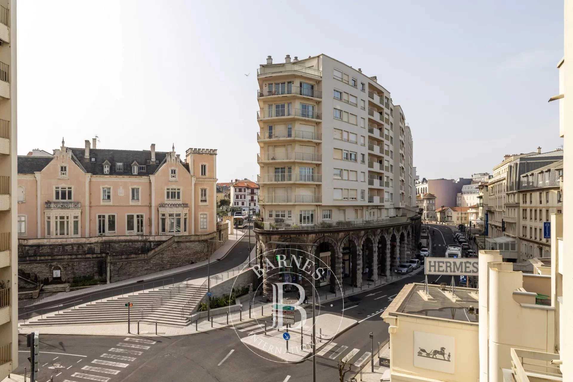 Biarritz  - Piso 2 Cuartos, 1 Habitacion
