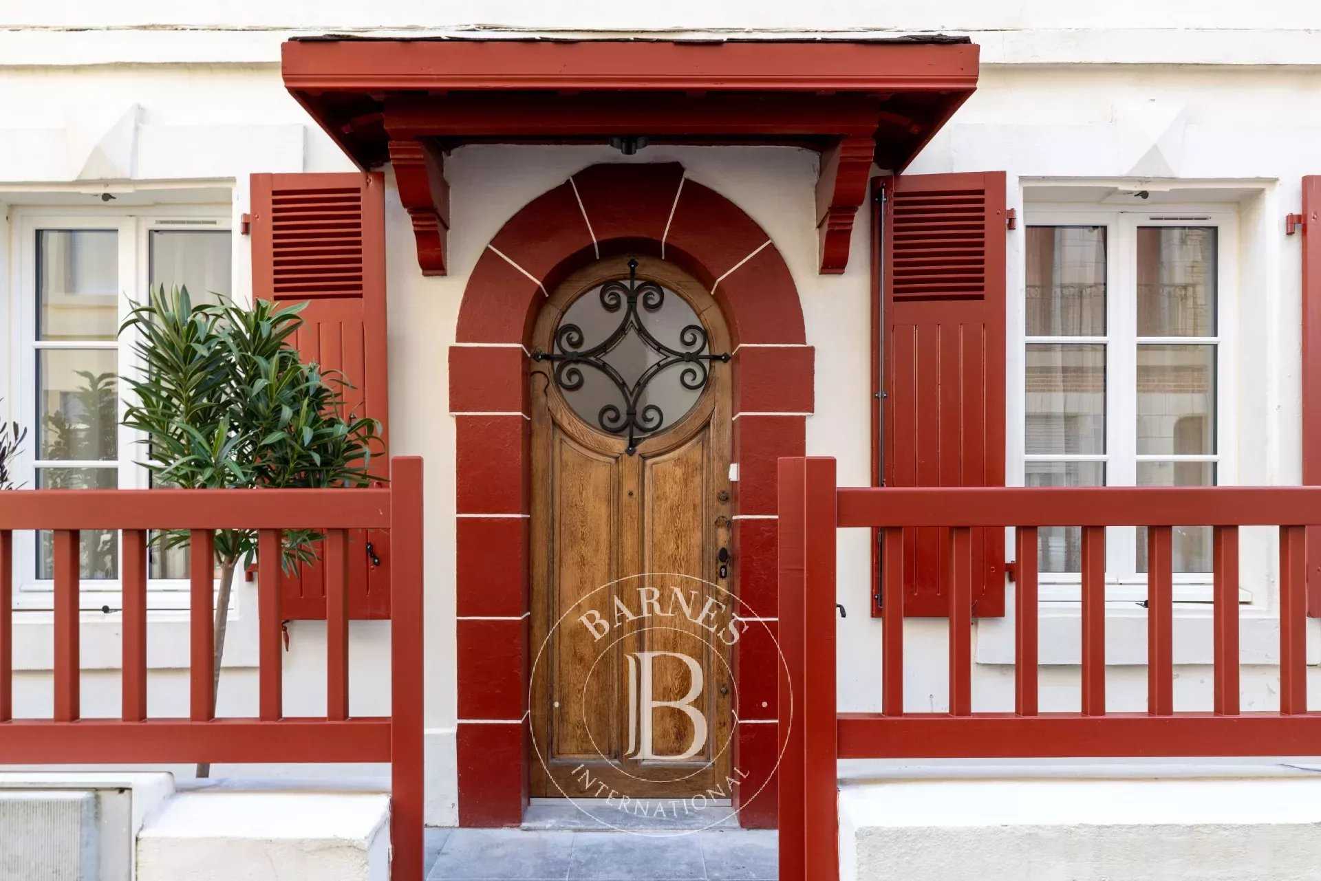 Biarritz  - Maison 7 Pièces 5 Chambres