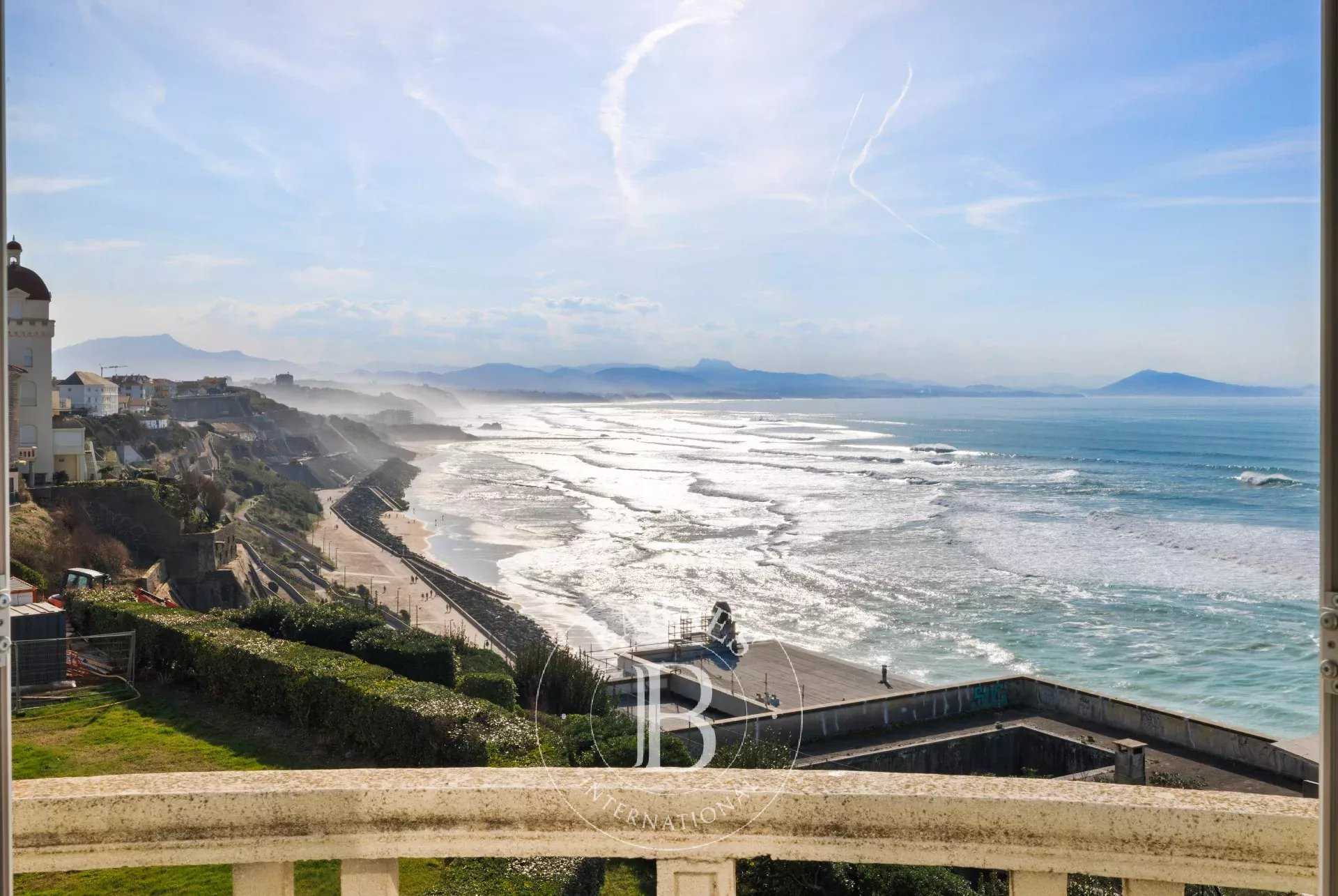 Biarritz  - Piso 4 Cuartos 3 Habitaciones