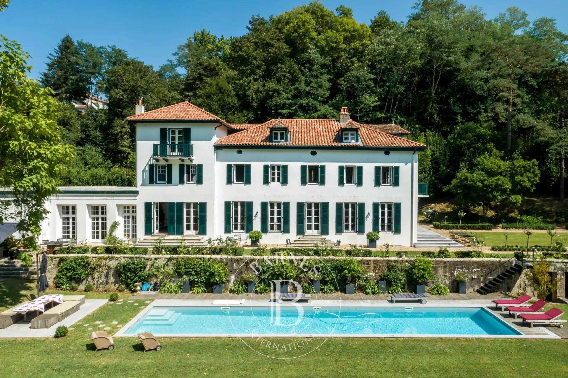 BELLEFONTAINE - BAYONNE, AMAZING PROPERTY, HEATED POOL, 8 BEDROOMS picture 20
