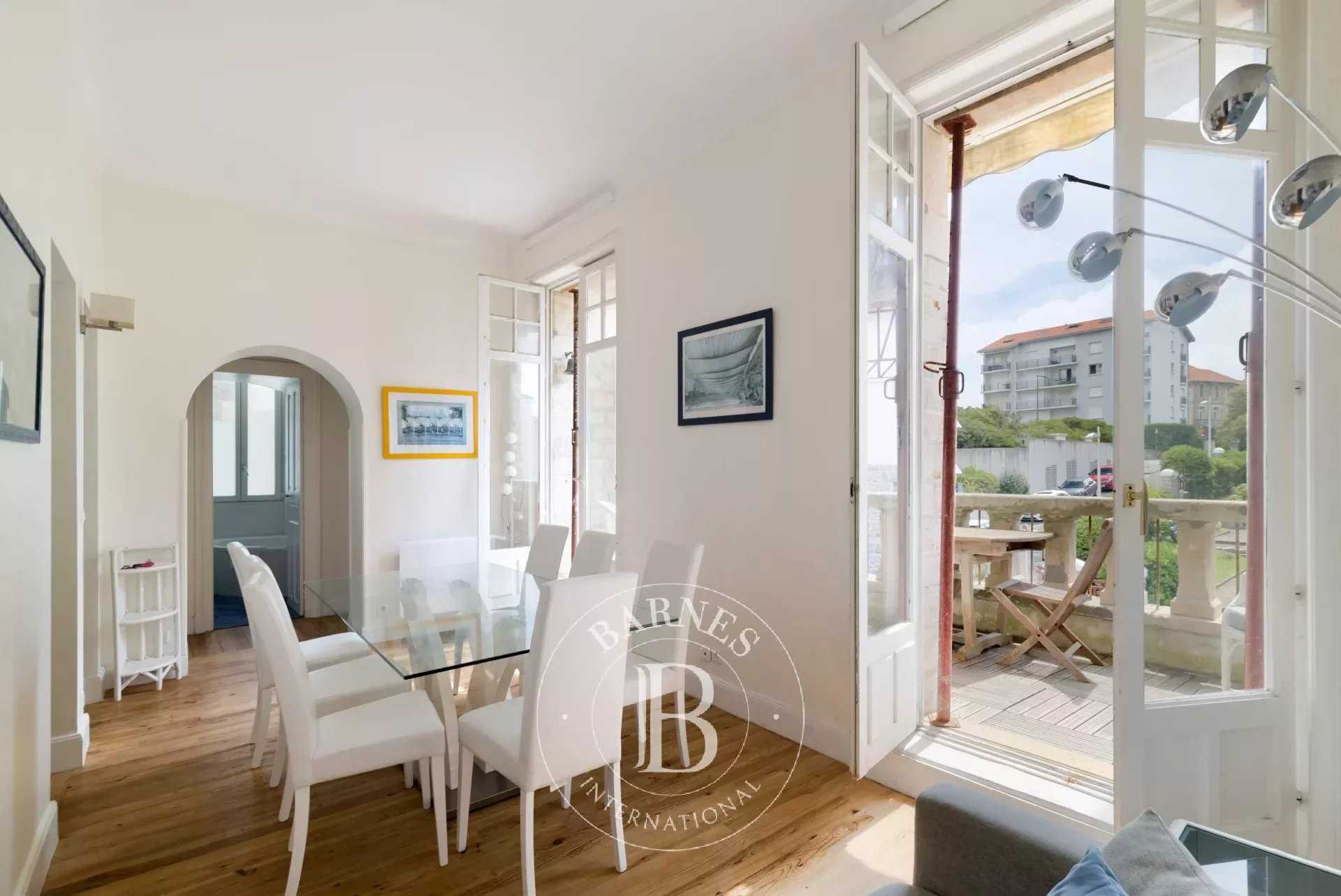 Biarritz  - Appartement 5 Pièces 3 Chambres