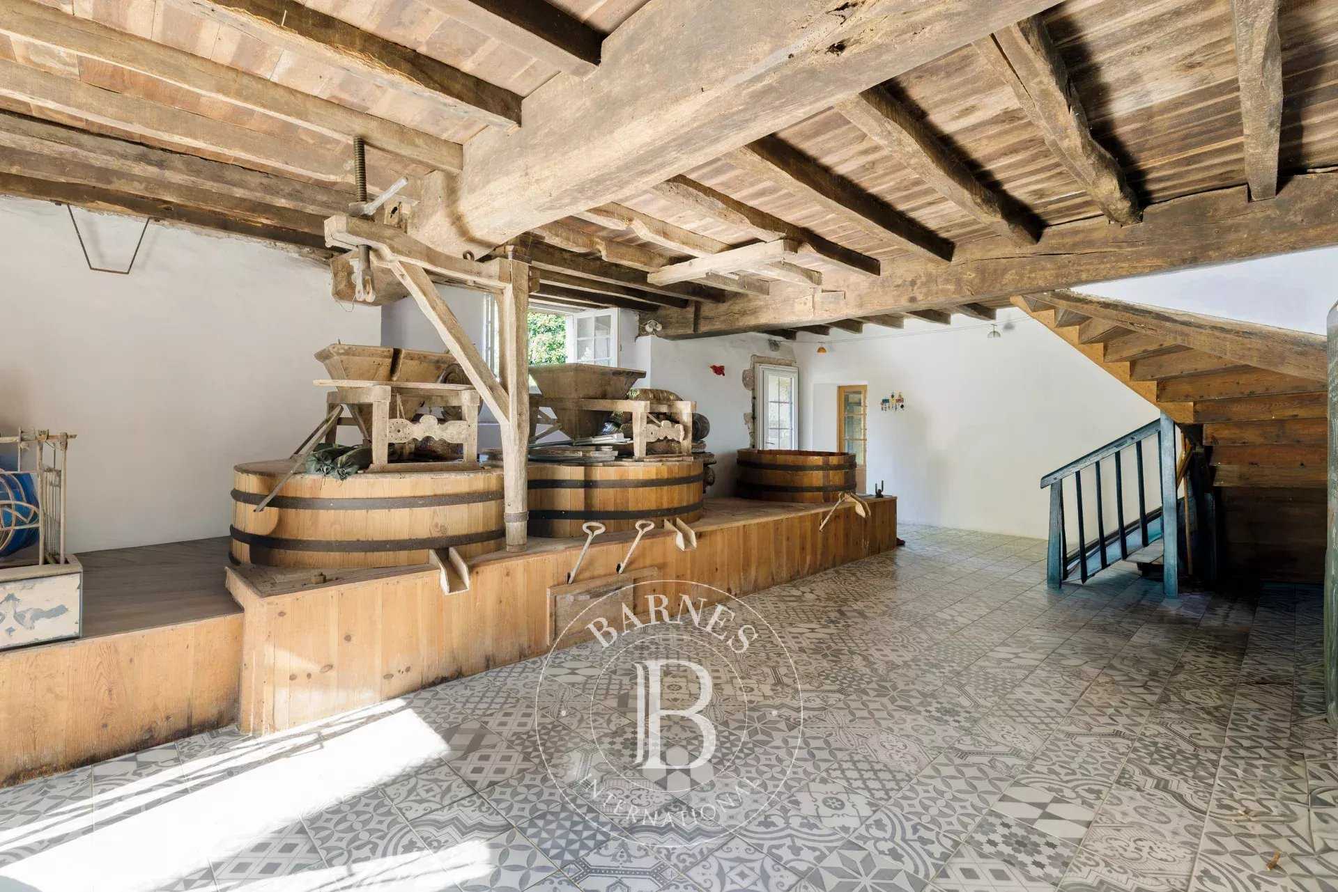 Saint-Pée-sur-Nivelle  - Maison 6 Pi&egrave;ces 5 Chambres