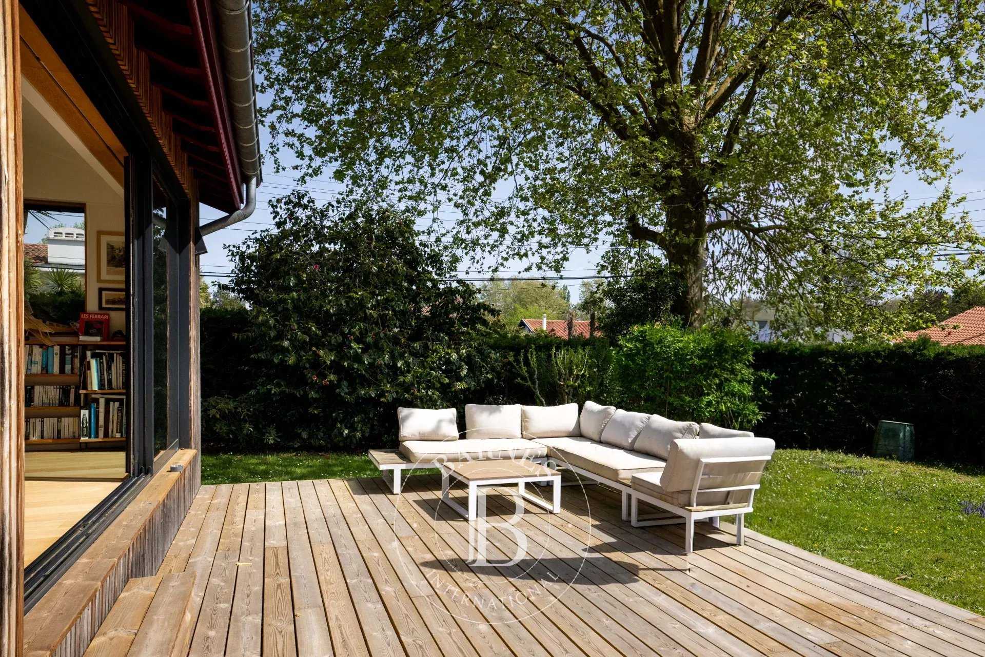 Anglet  - Maison 6 Pi&egrave;ces 4 Chambres