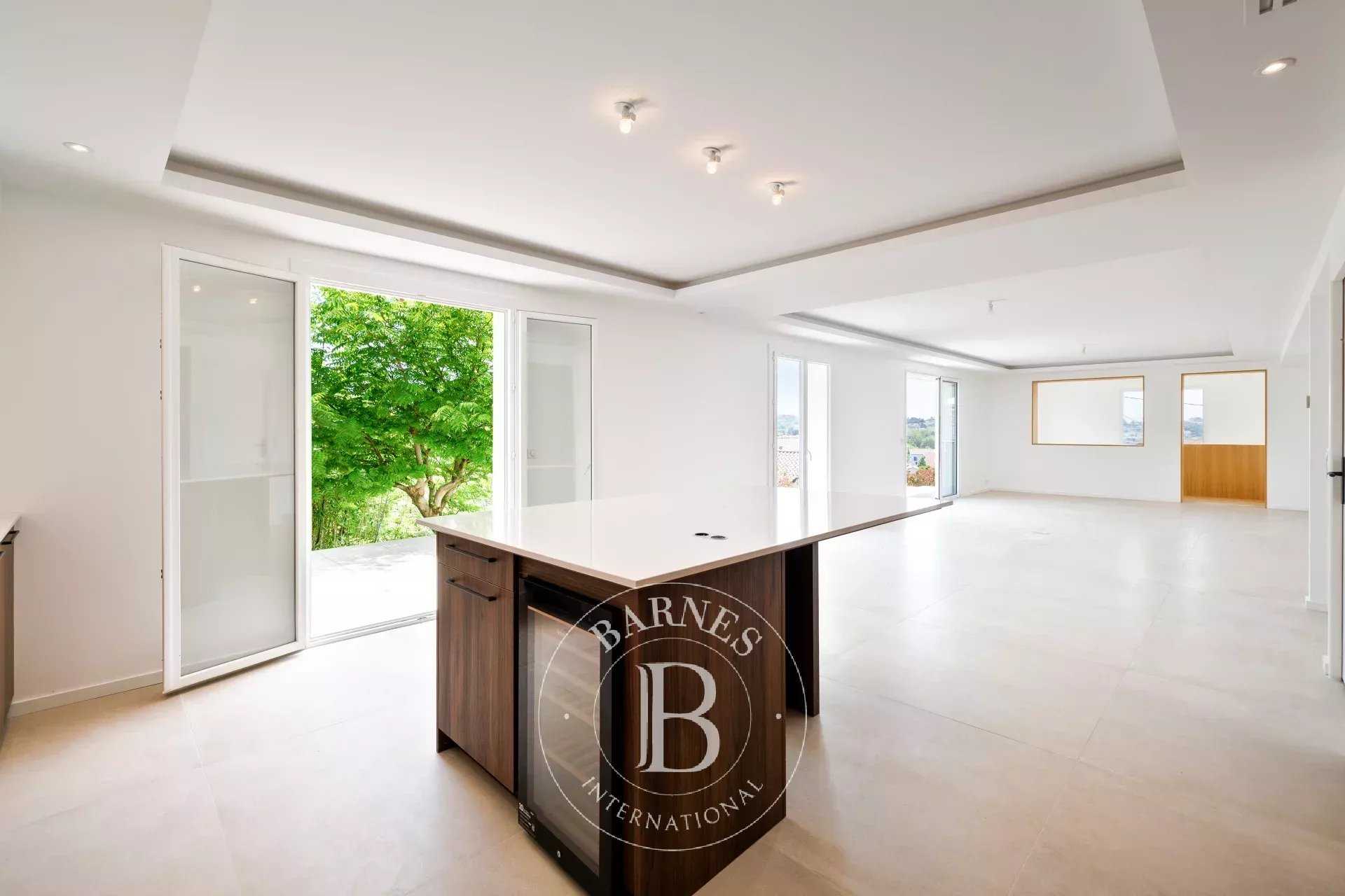 Bidart  - House 5 Bedrooms