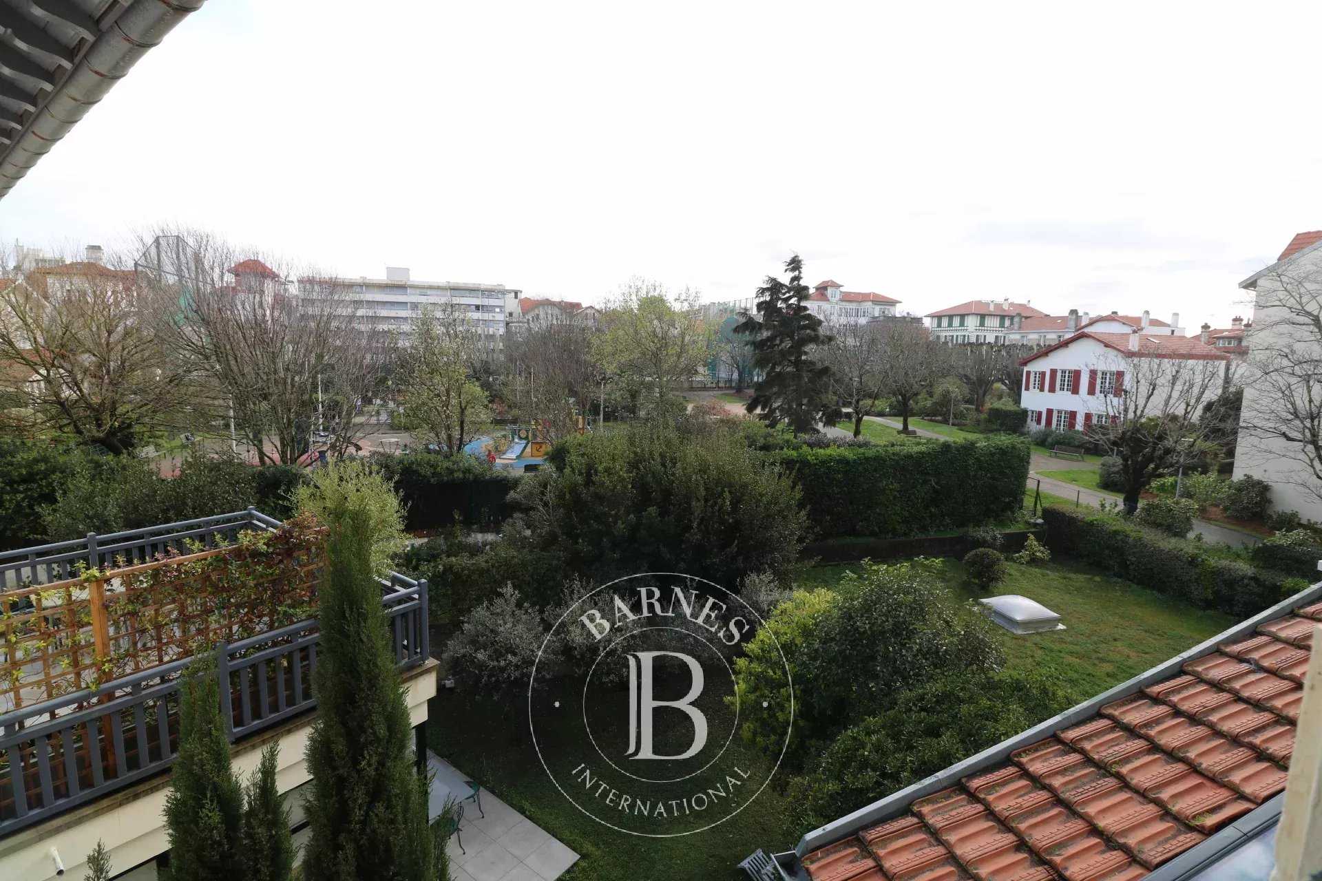 Biarritz  - Appartement 6 Pi&egrave;ces 3 Chambres