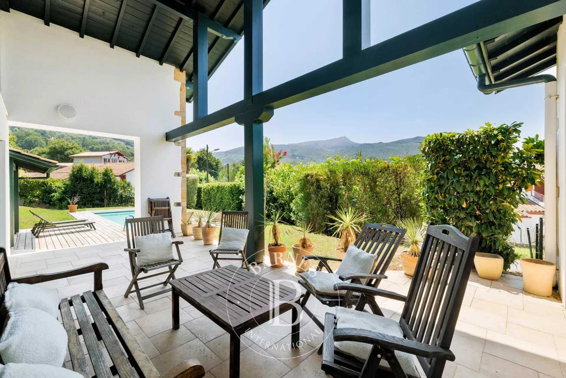 Ascain  - Maison 5 Pi&egrave;ces 4 Chambres