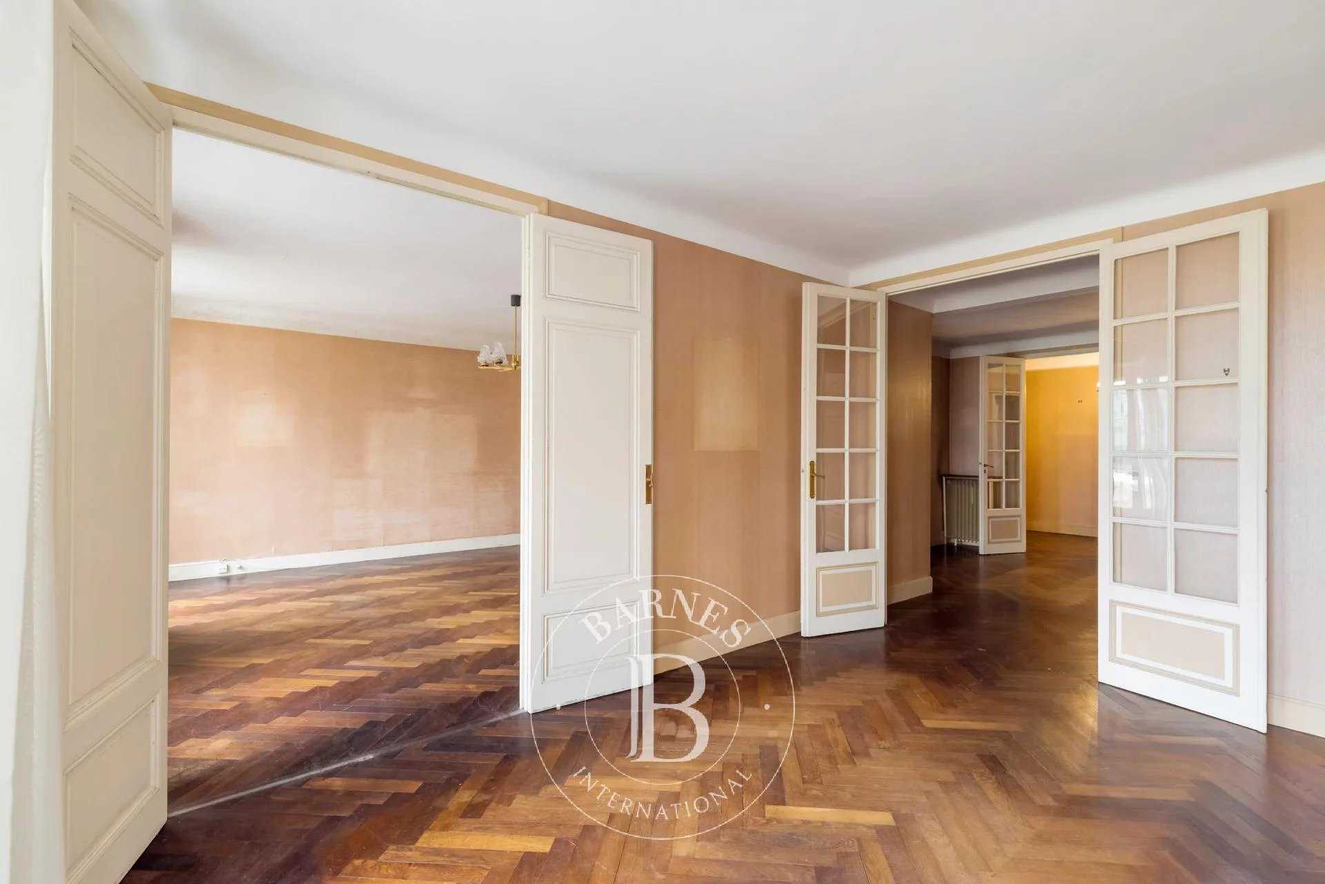 Biarritz  - Appartement 5 Pièces 2 Chambres