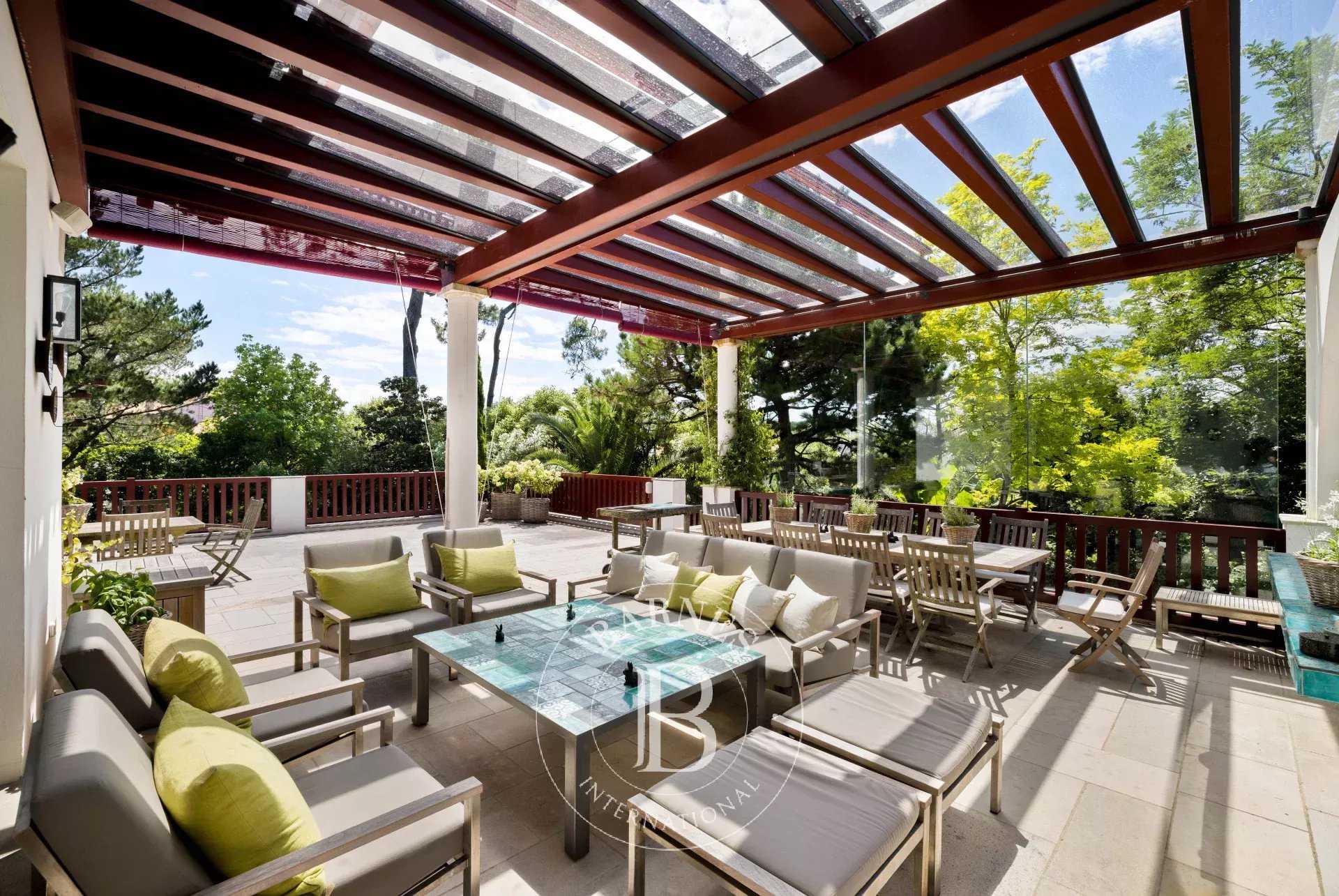 Biarritz  - House 8 Bedrooms